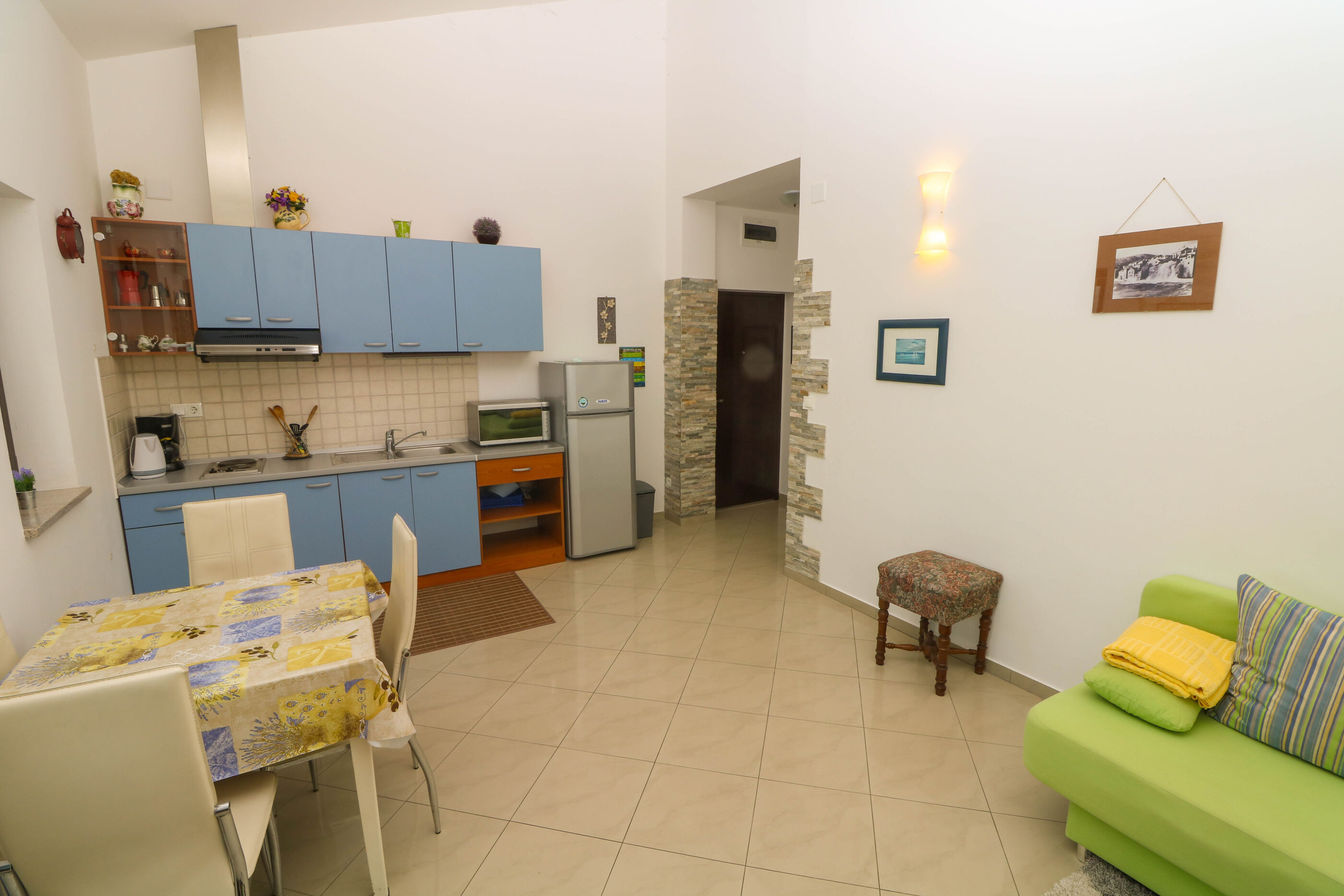 Apartments Jadranka 79628-A2