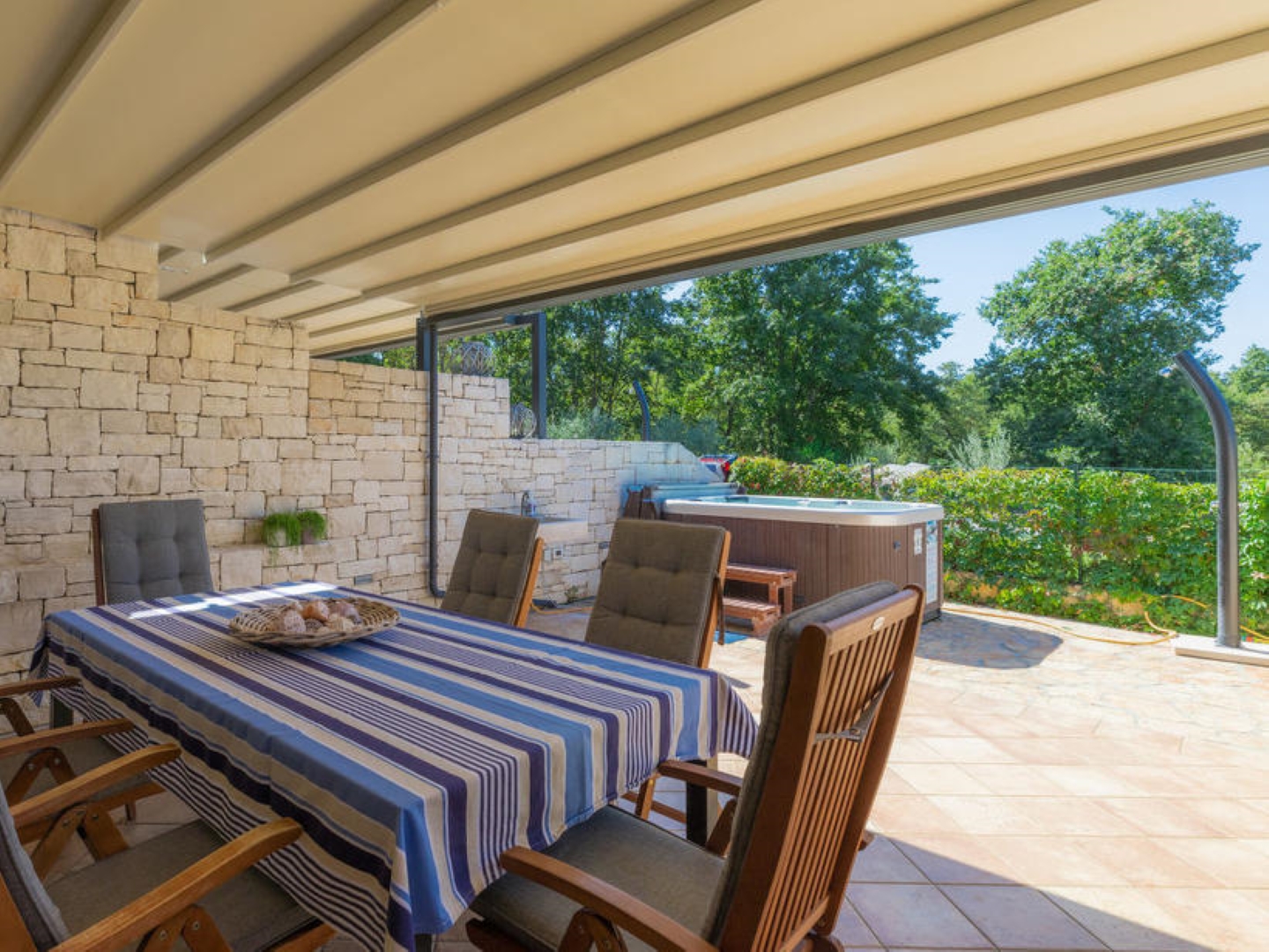 Villa BOBO's Place with Jacuzzi 79169-A1