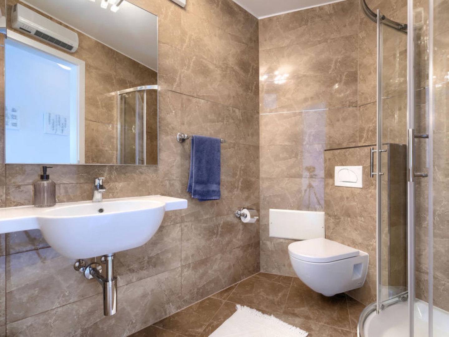 Villa BOBO's Place with Jacuzzi 79169-A1