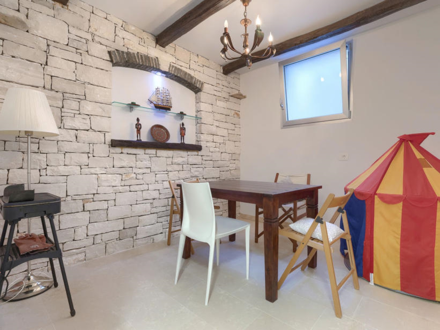 Villa BOBO's Place with Jacuzzi 79169-A2