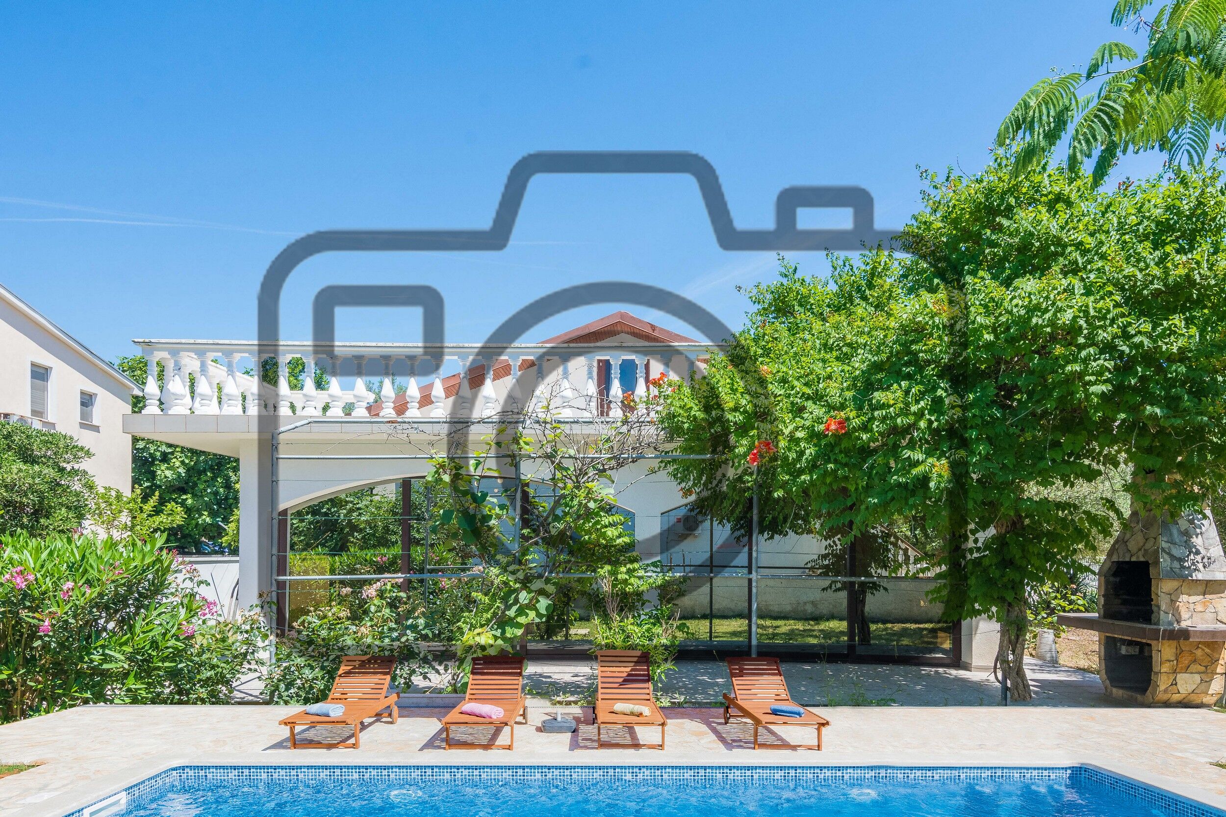 House Hukavec 72055-K1