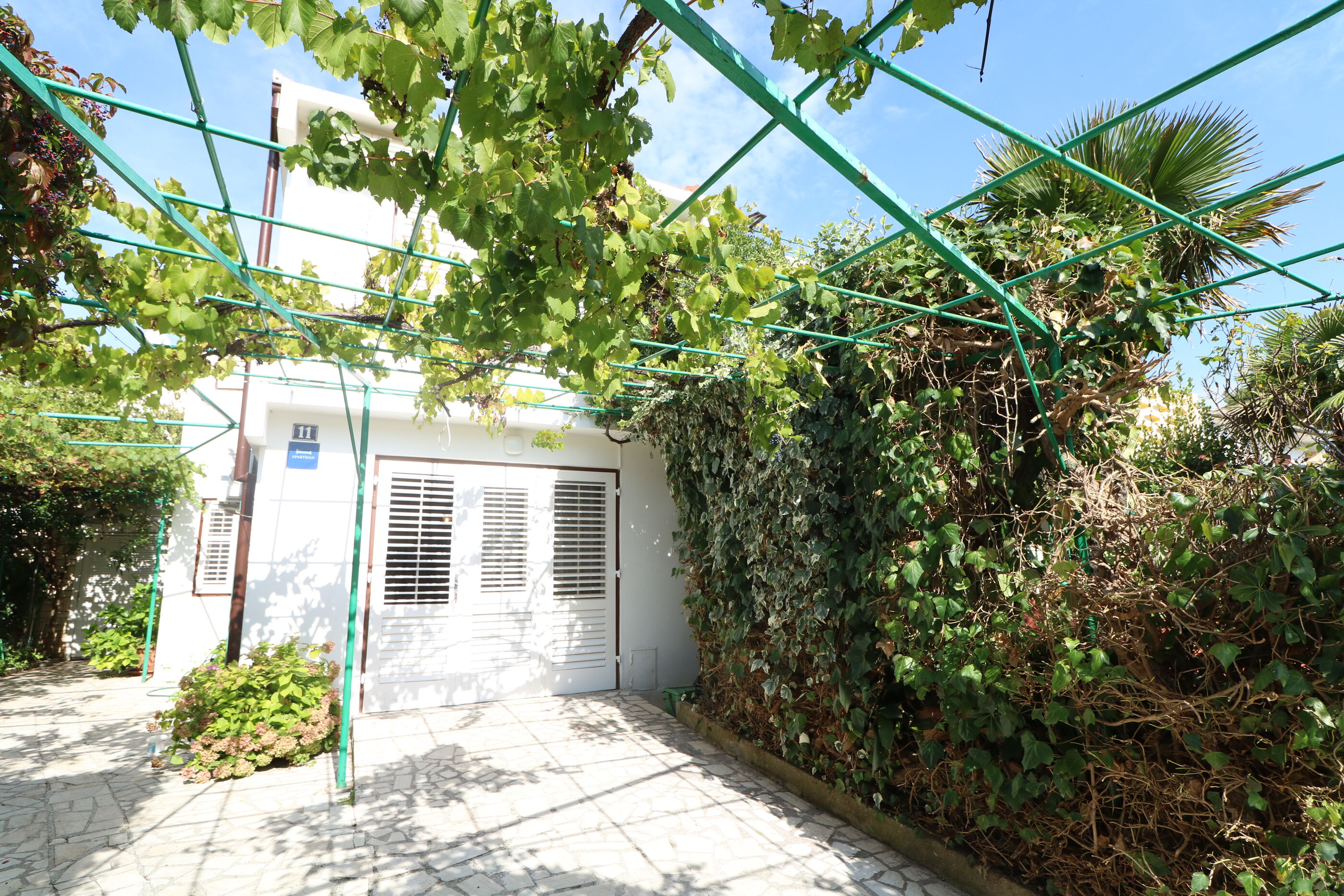 Apartments Antica 48328-A1