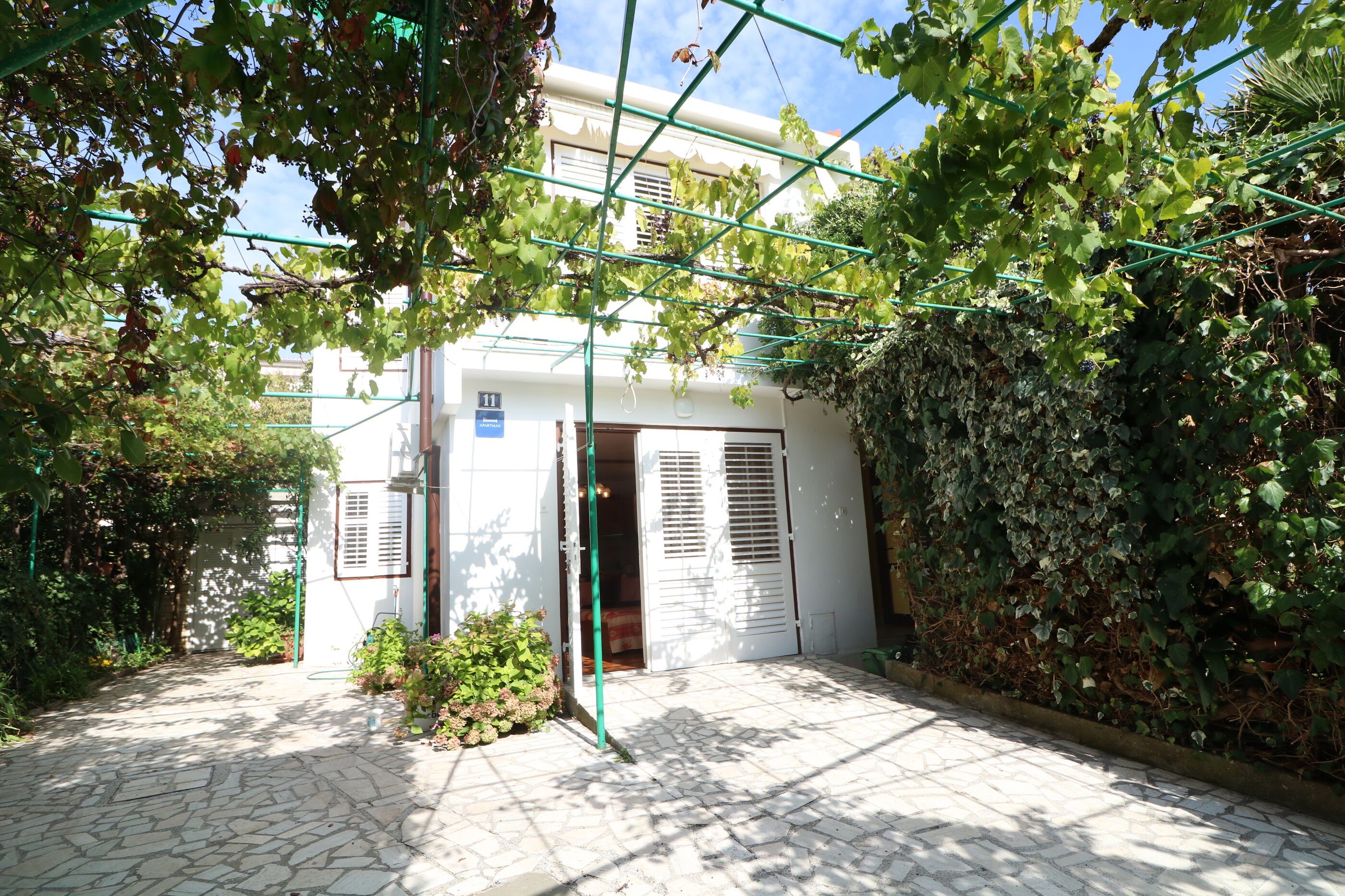 Apartments Antica 48328-A1
