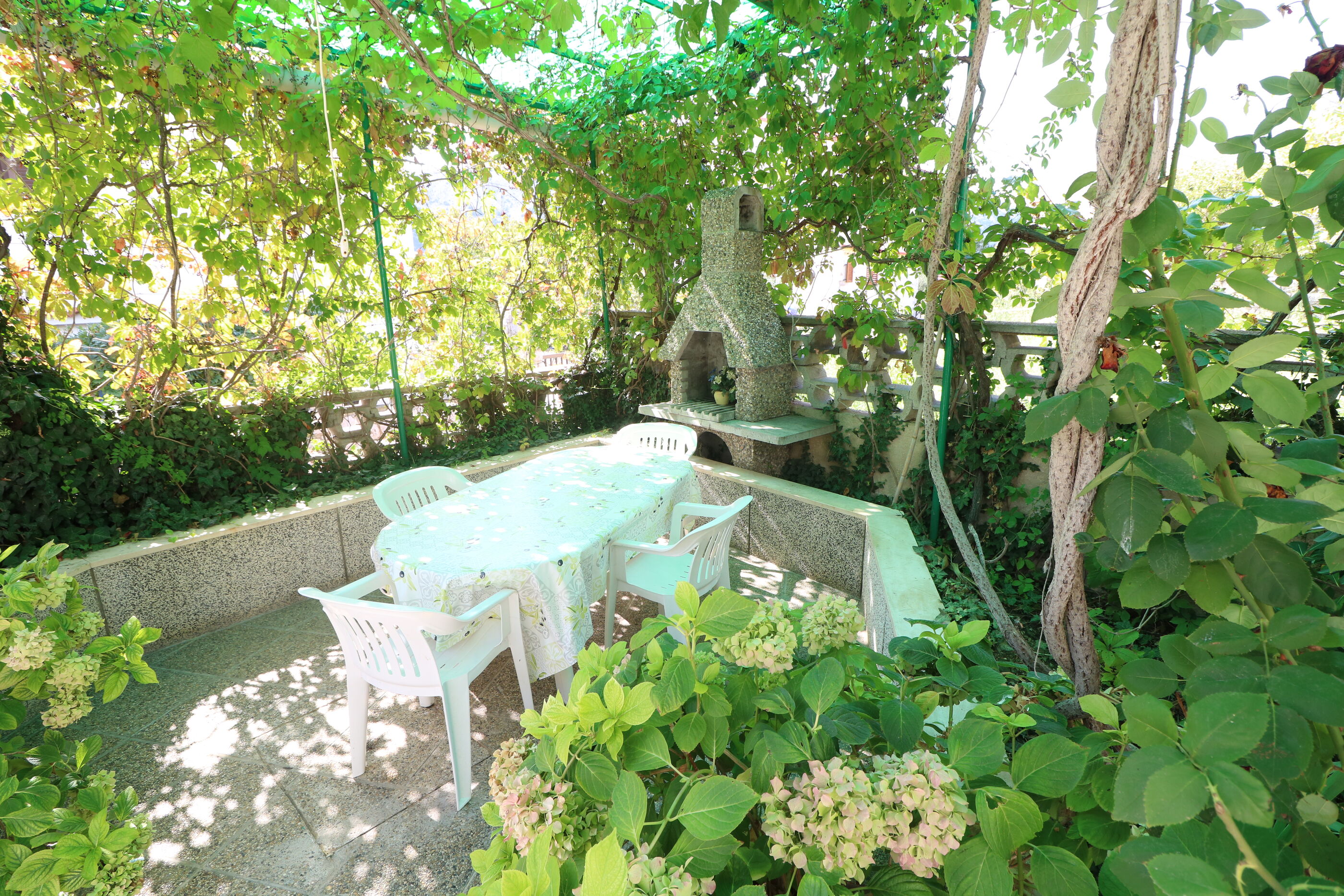 Apartments Antica 48328-A1