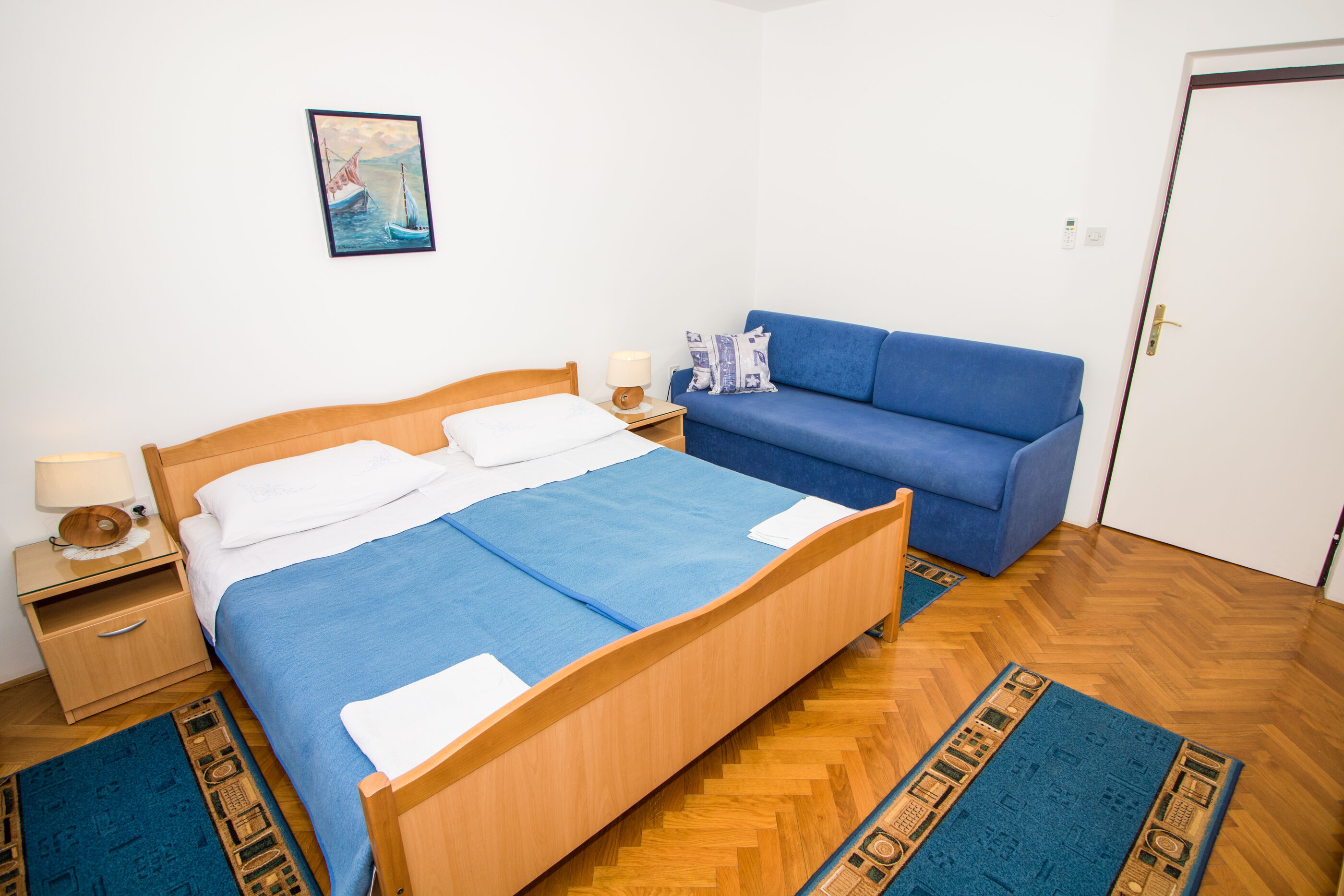 Apartment and Rooms Albina 48321-S3