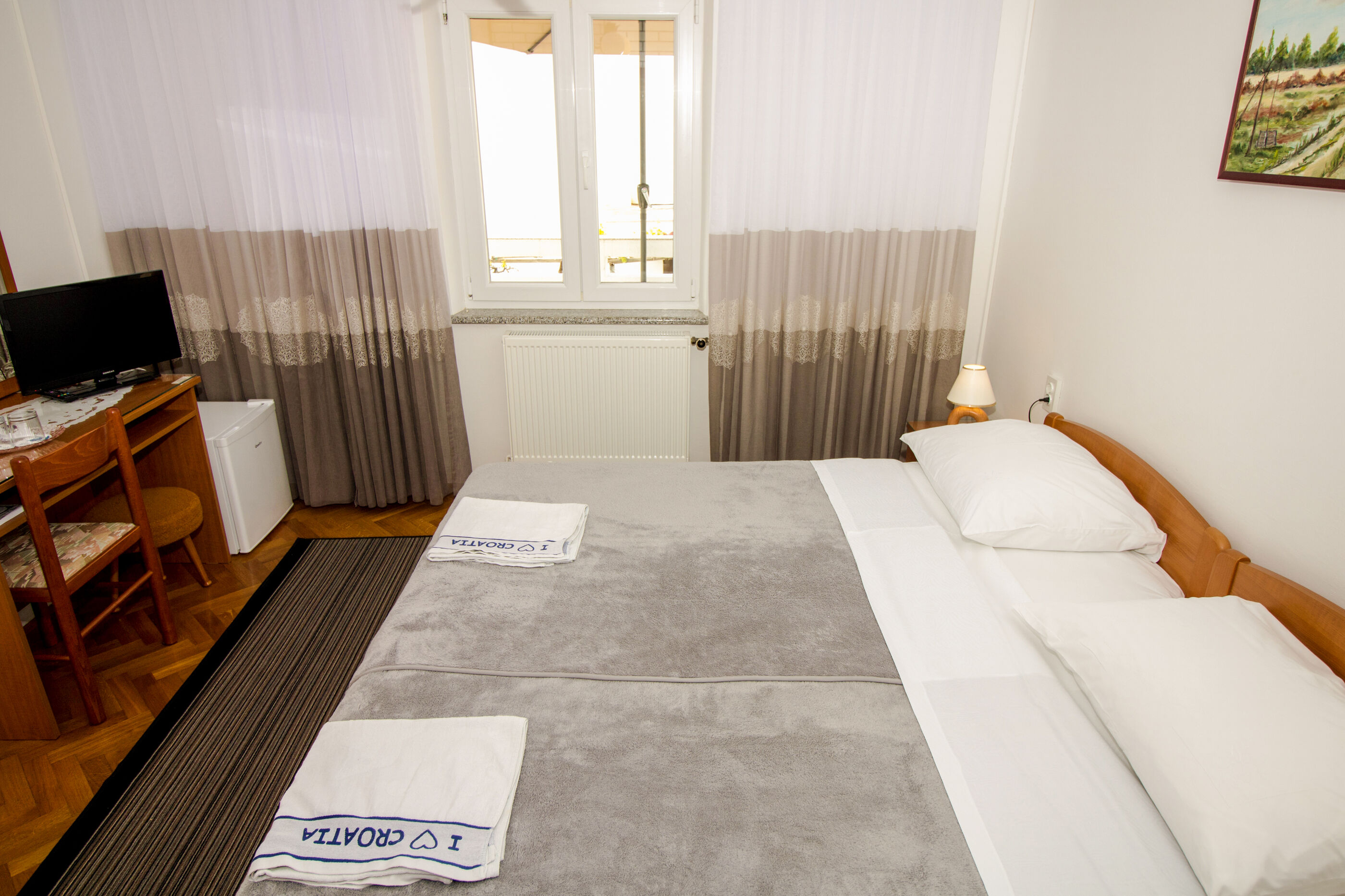 Apartment and Rooms Albina 48321-S2