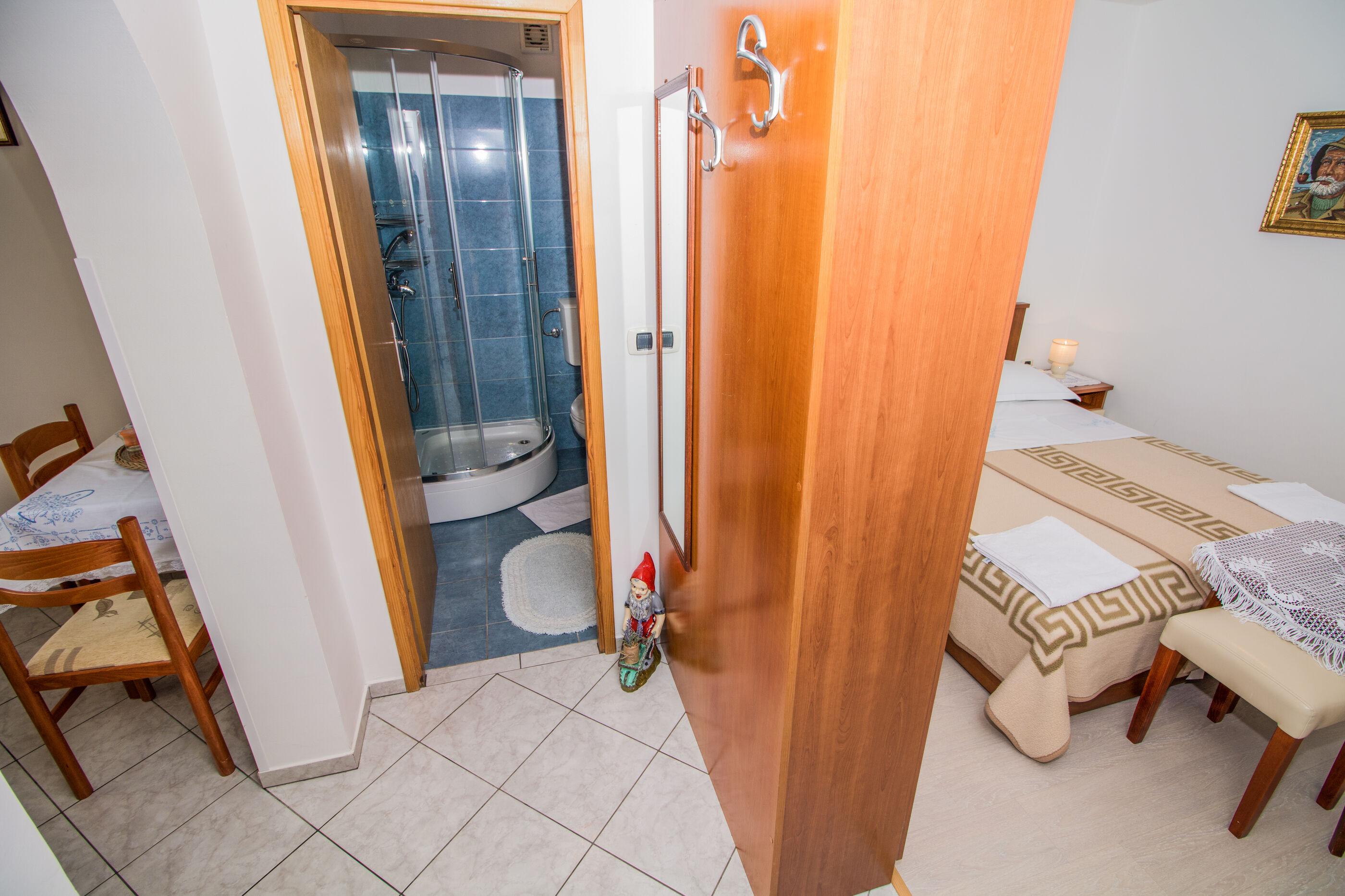 Apartment and Rooms Albina 48321-A1