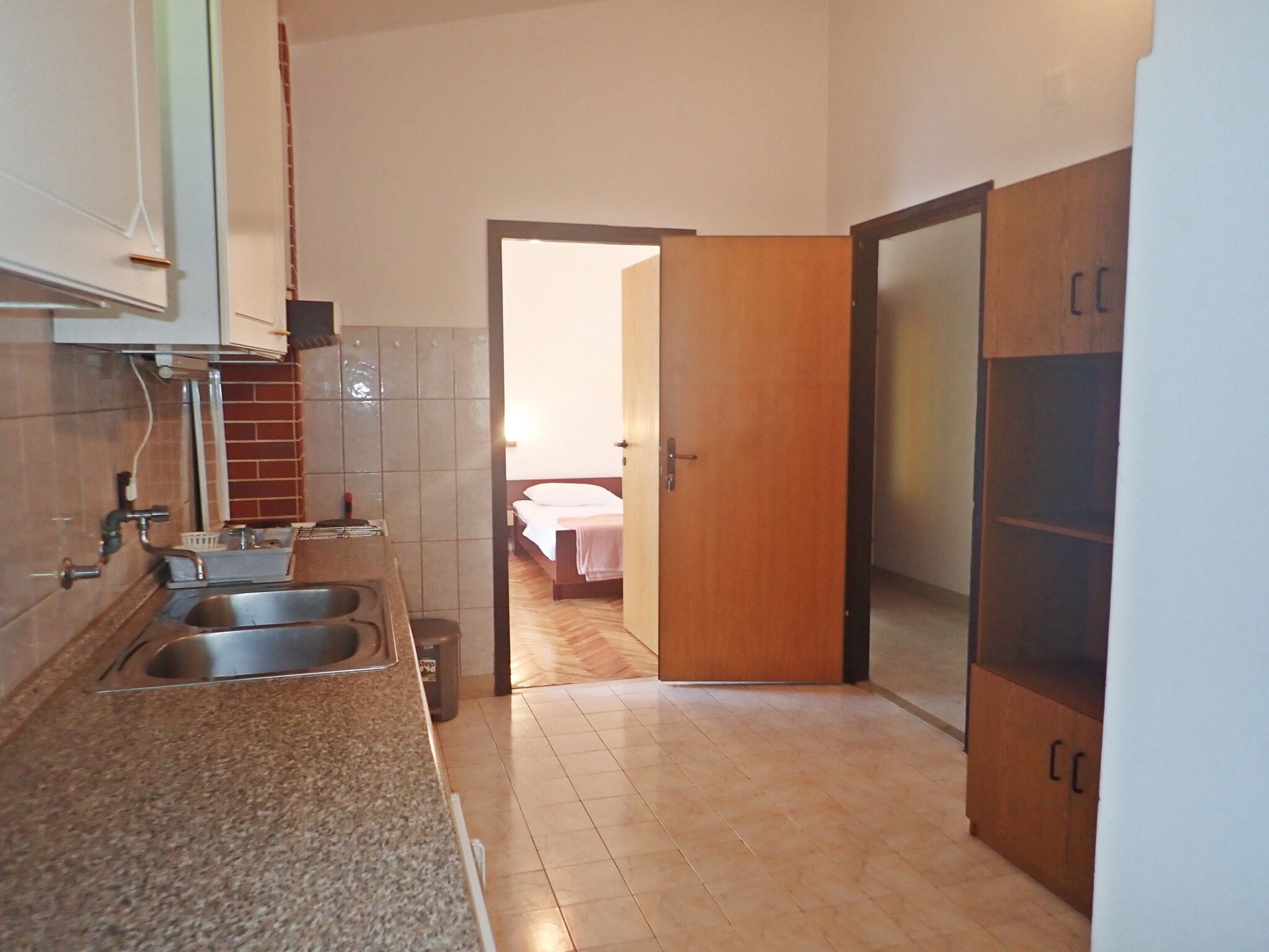 Apartments IKA 81616-A1