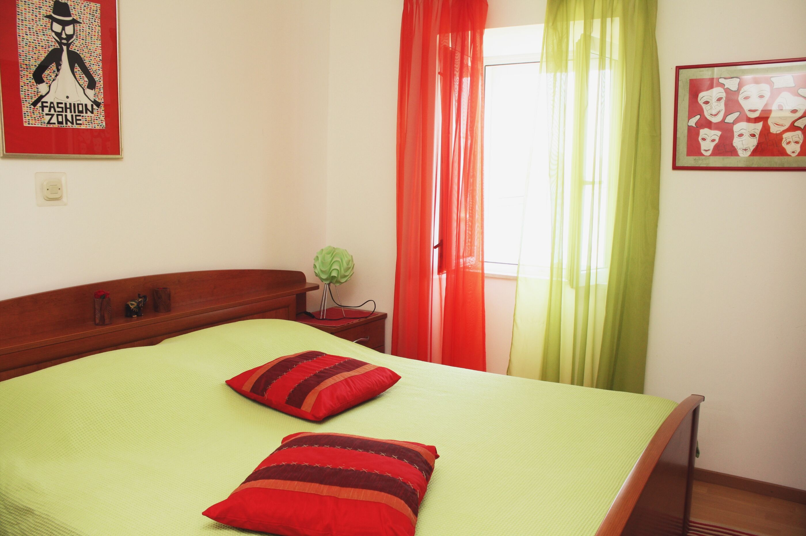 Apartment and Room Silvana 12081-S1