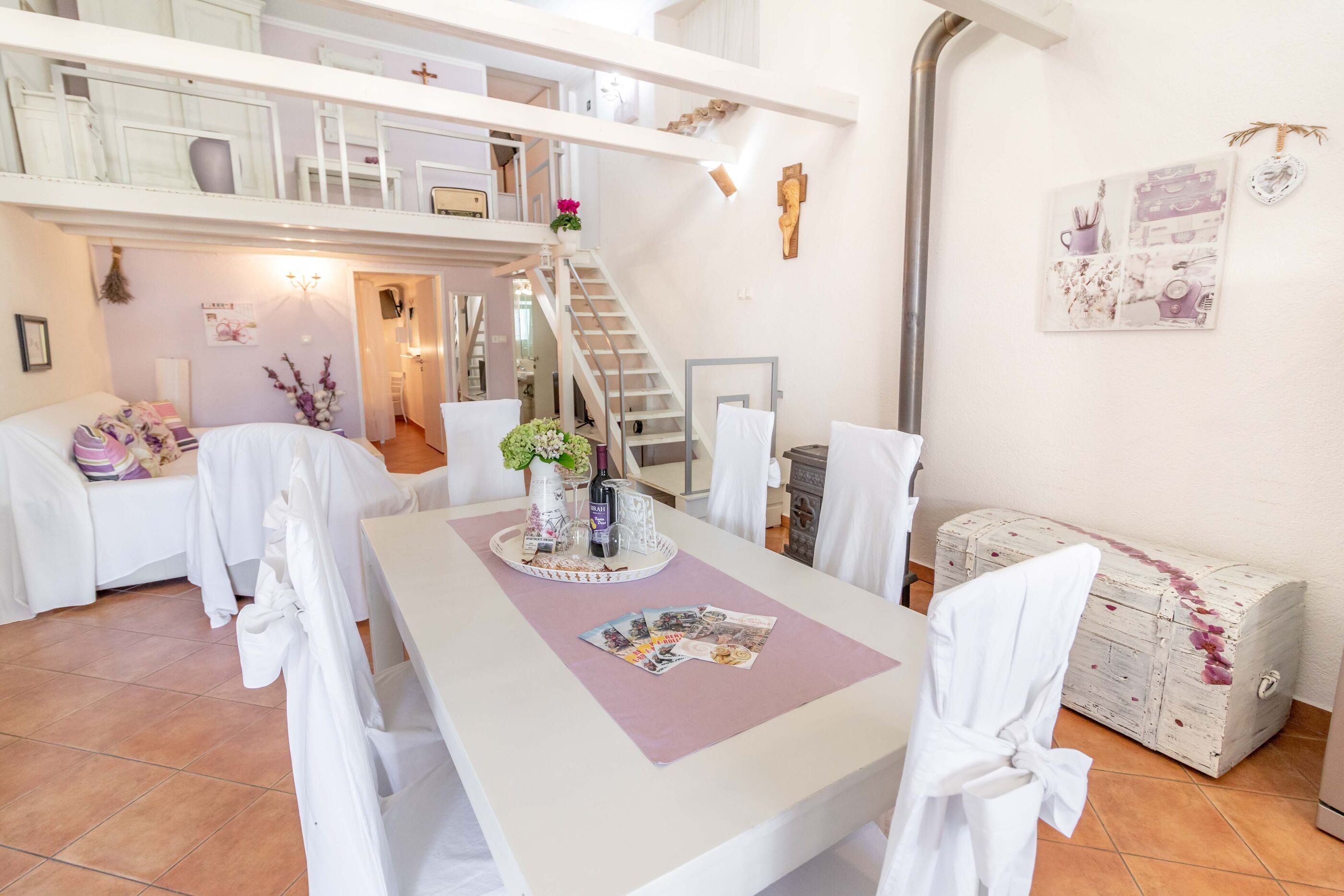 Apartments Vintage 83461-A1