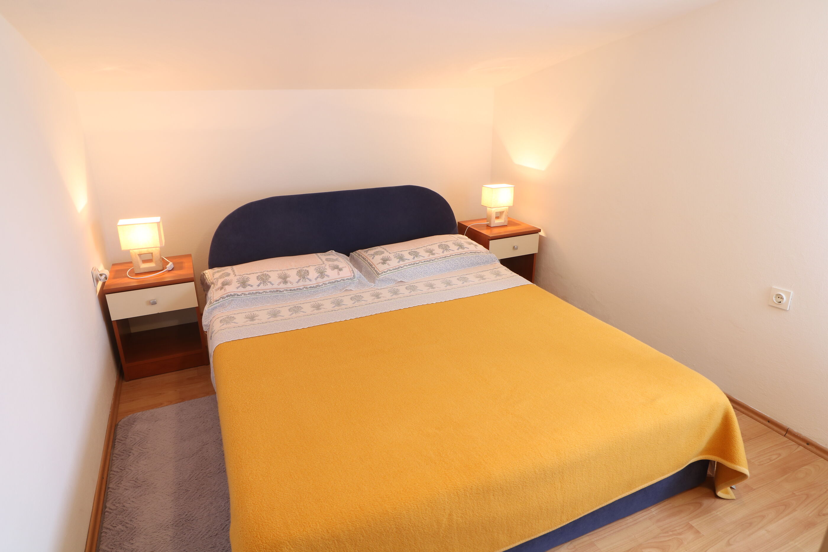 Apartments Sersic 83398-A2