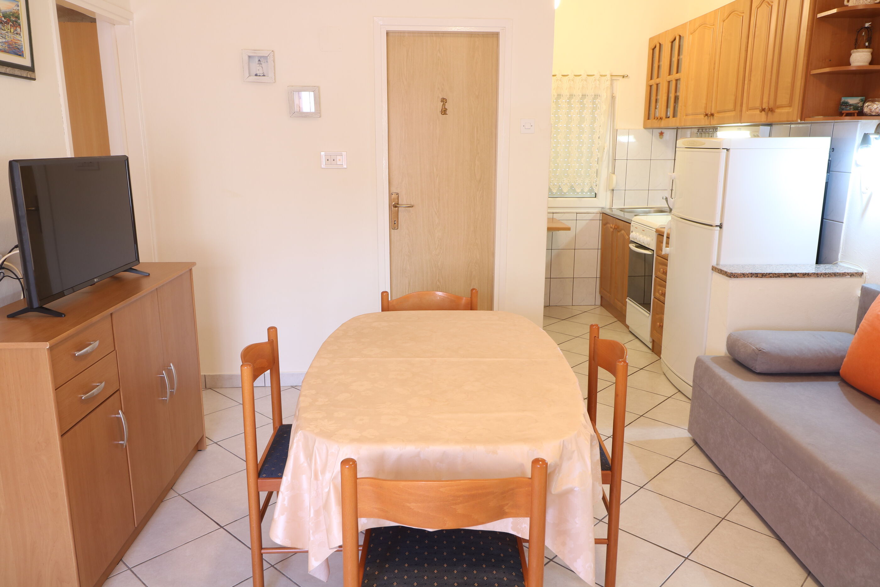 Apartments Sersic 83398-A2