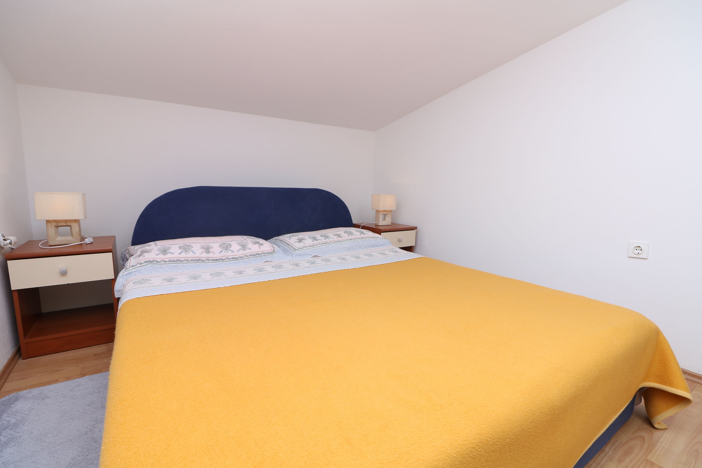Apartments Sersic 83398-A2