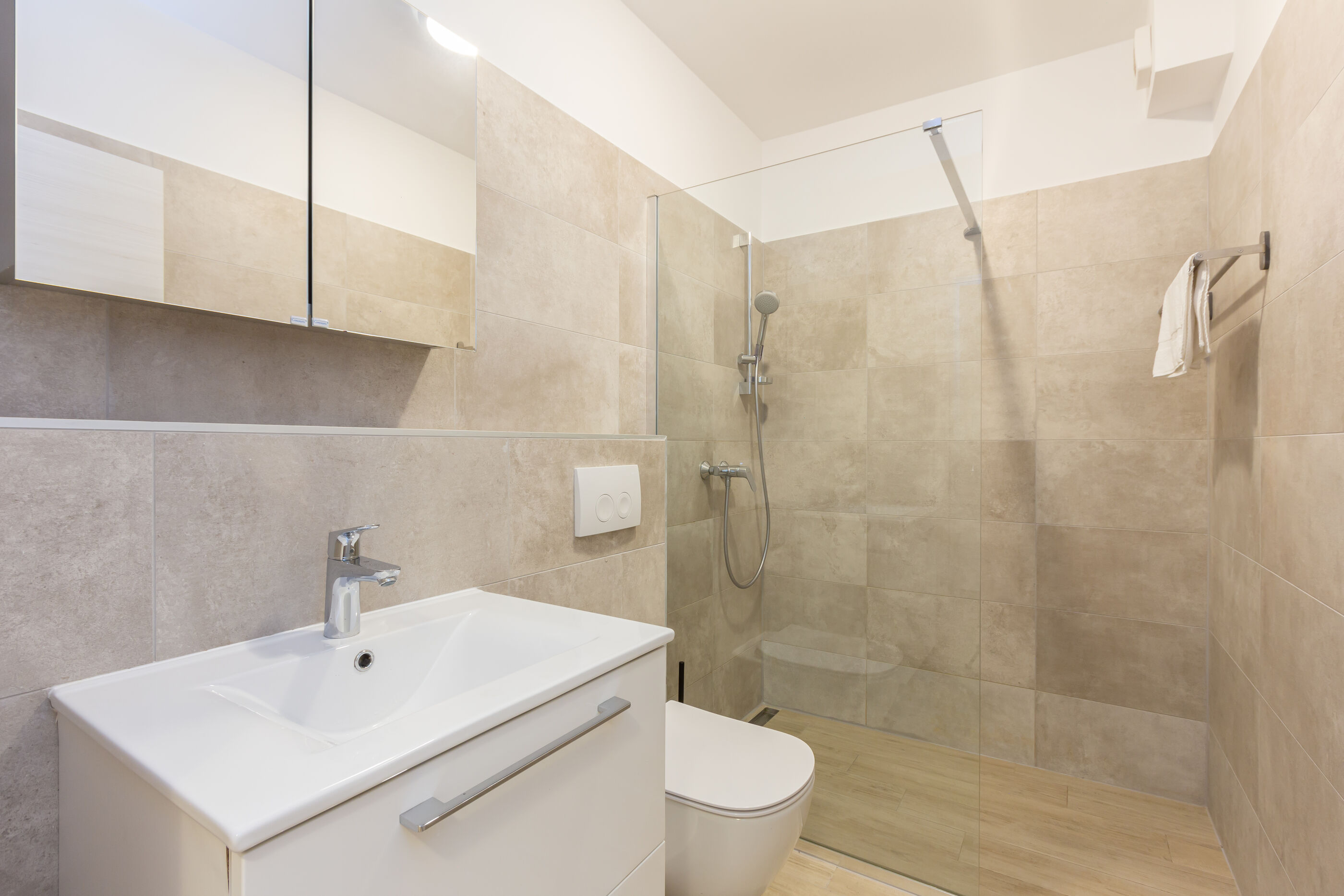 Apartments Vugrinec 79626-A3