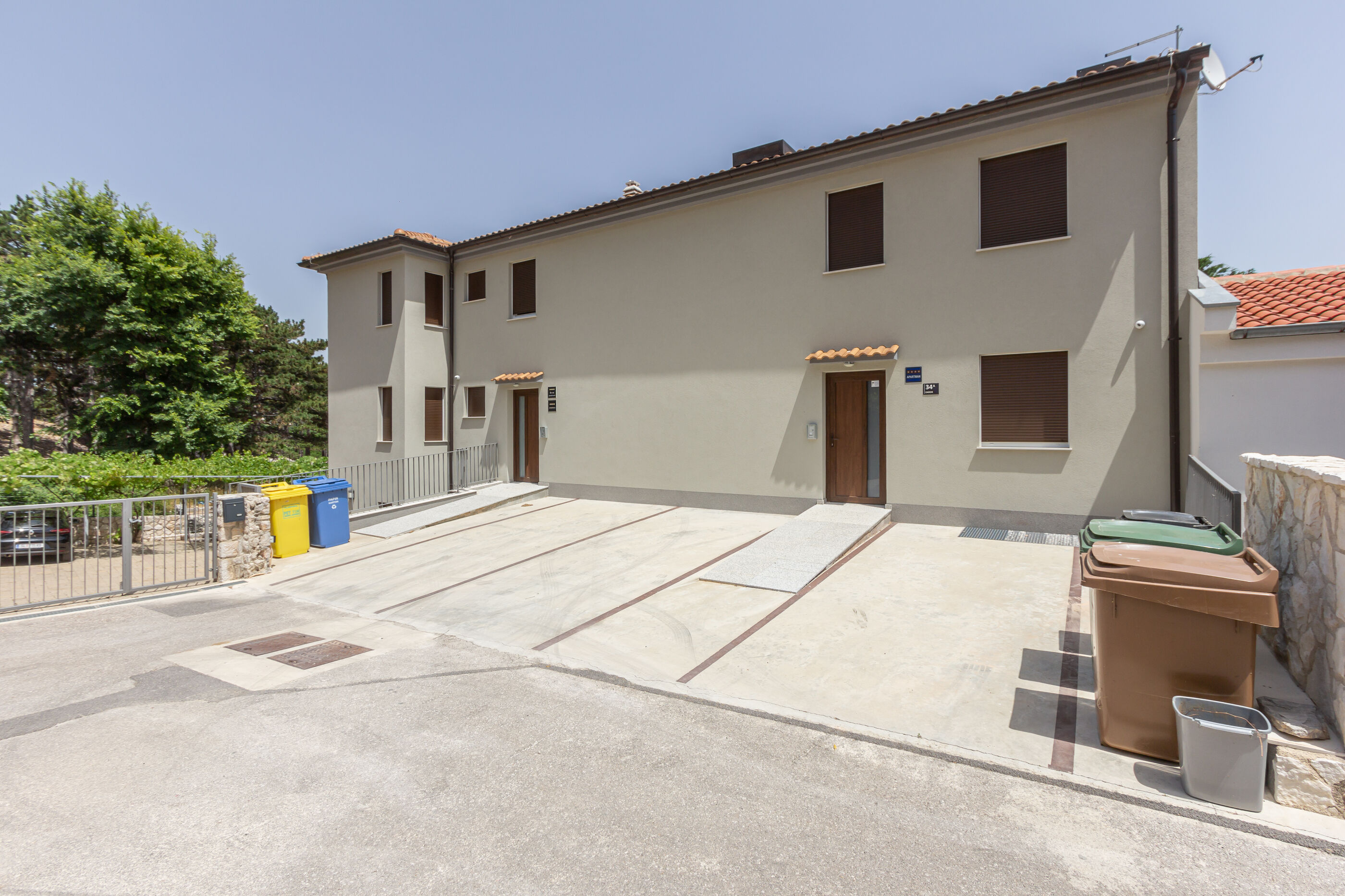 Apartments Vugrinec 79626-A3