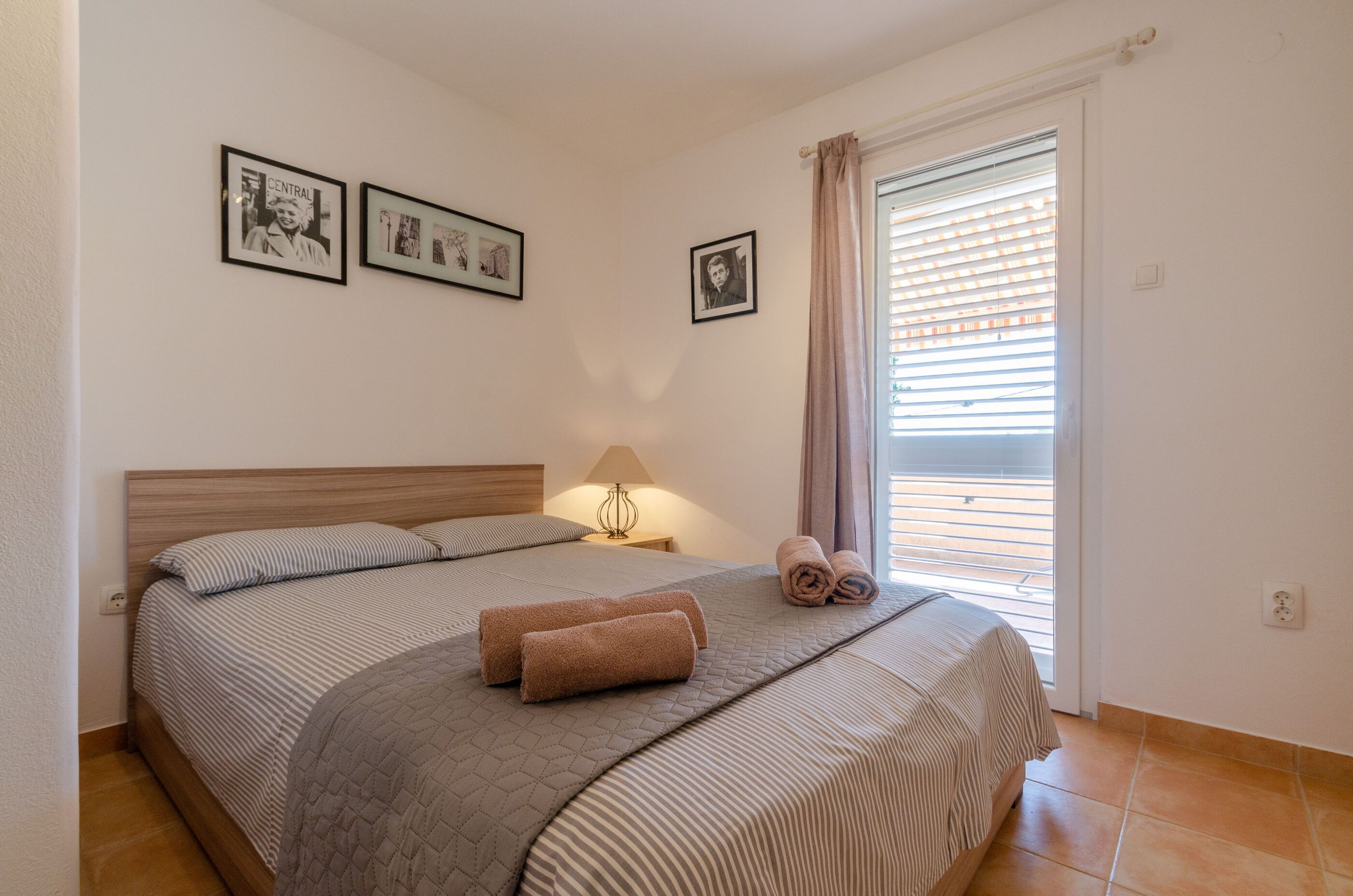 Apartments Namoru Gradina 80411-A1