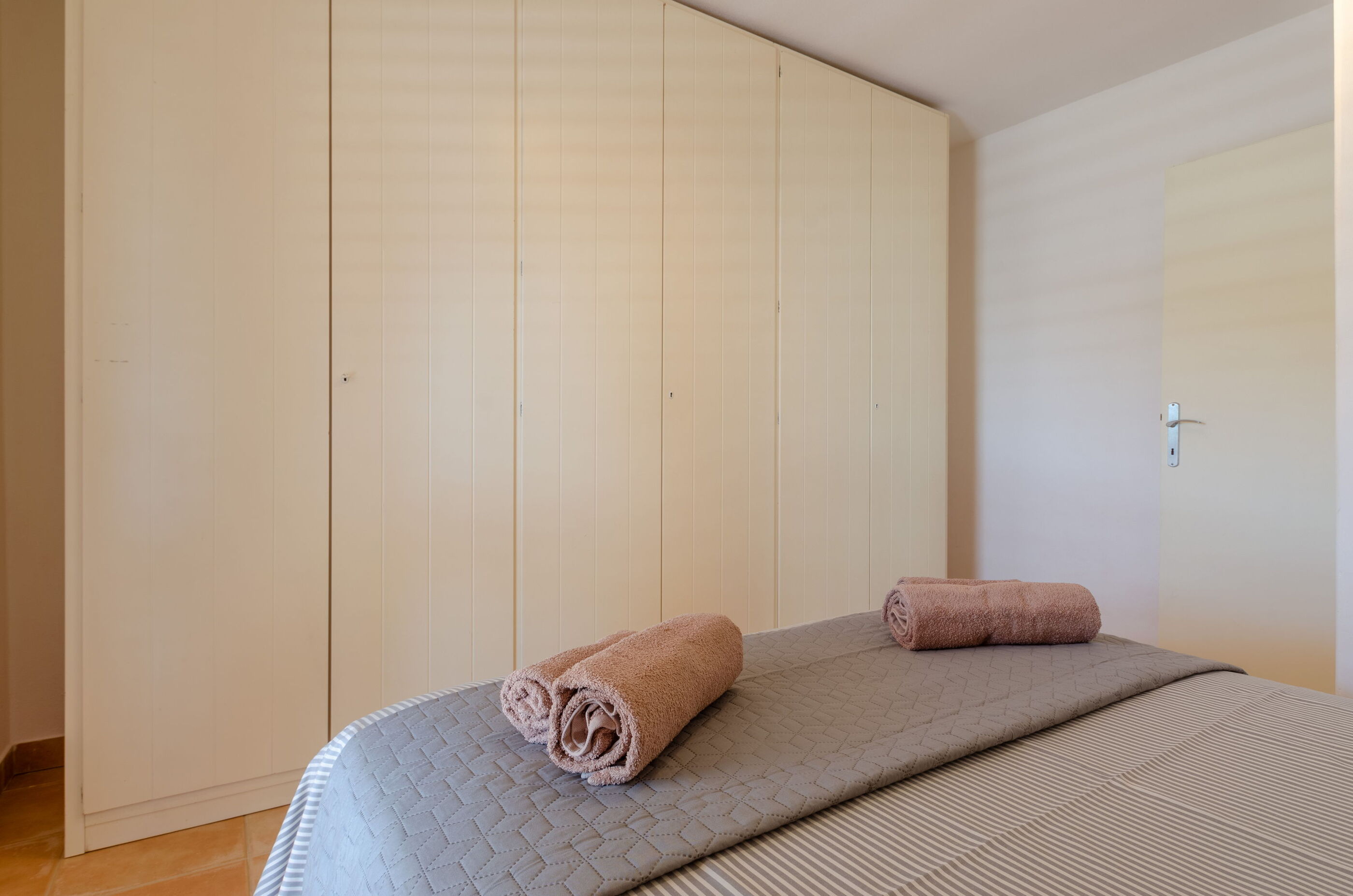 Apartments Namoru Gradina 80411-A1