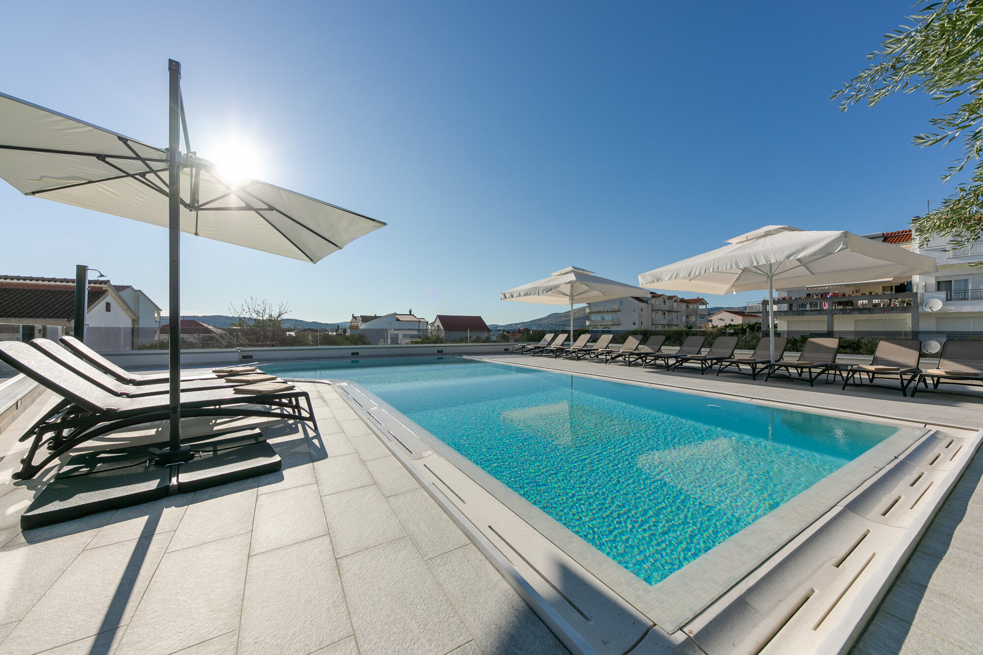Apartments Dora 82221-A1