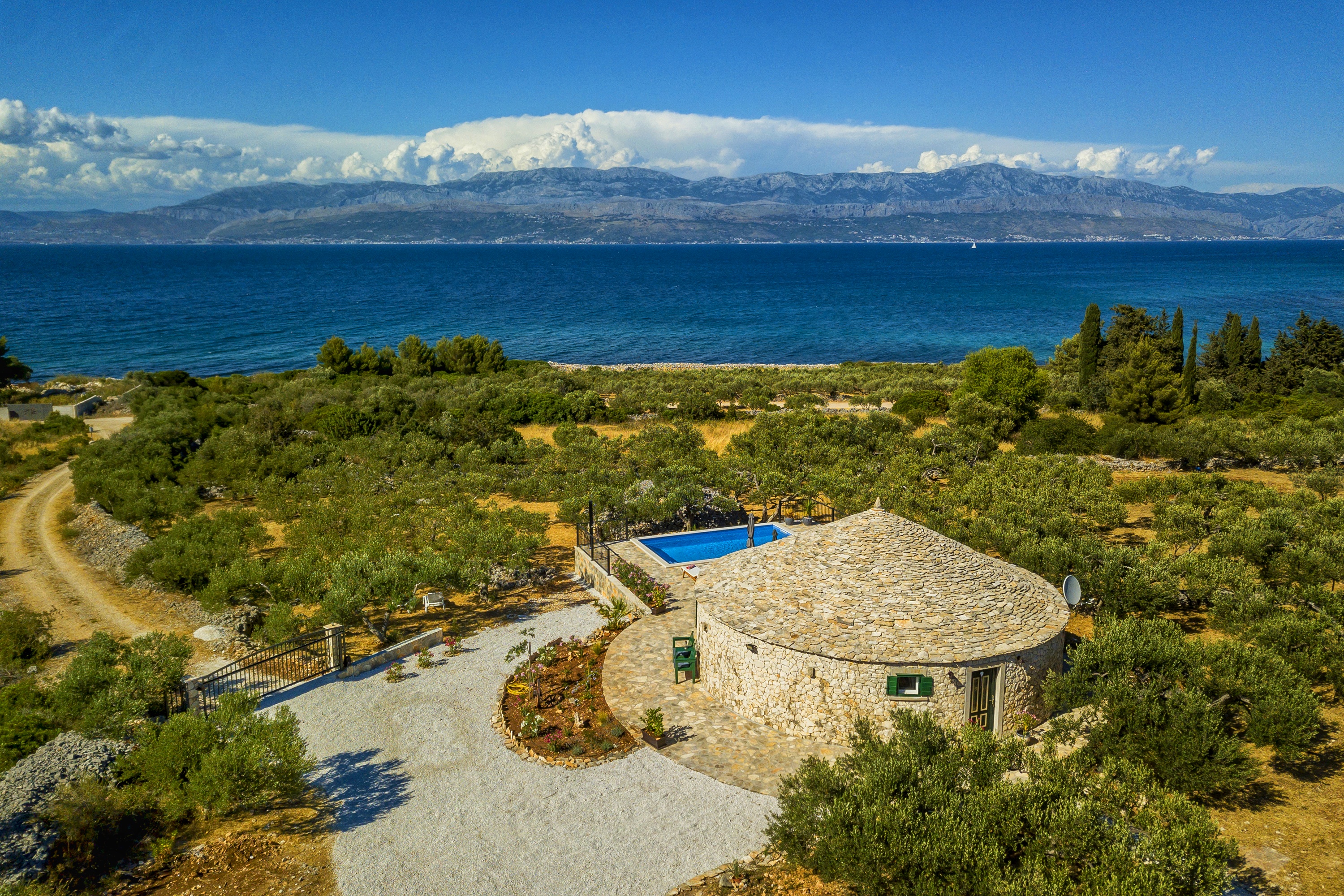 House Magical Island Beauty 82671-K1
