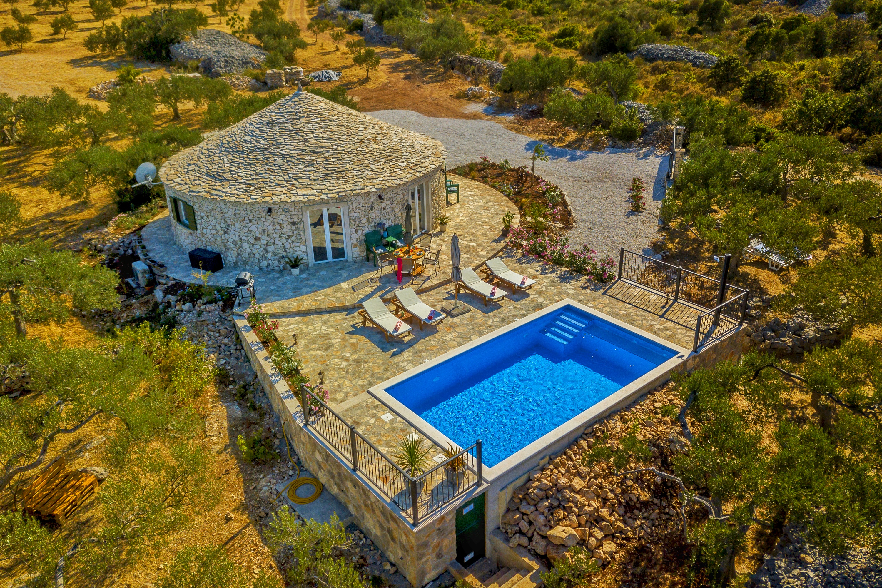 House Magical Island Beauty 82671-K1