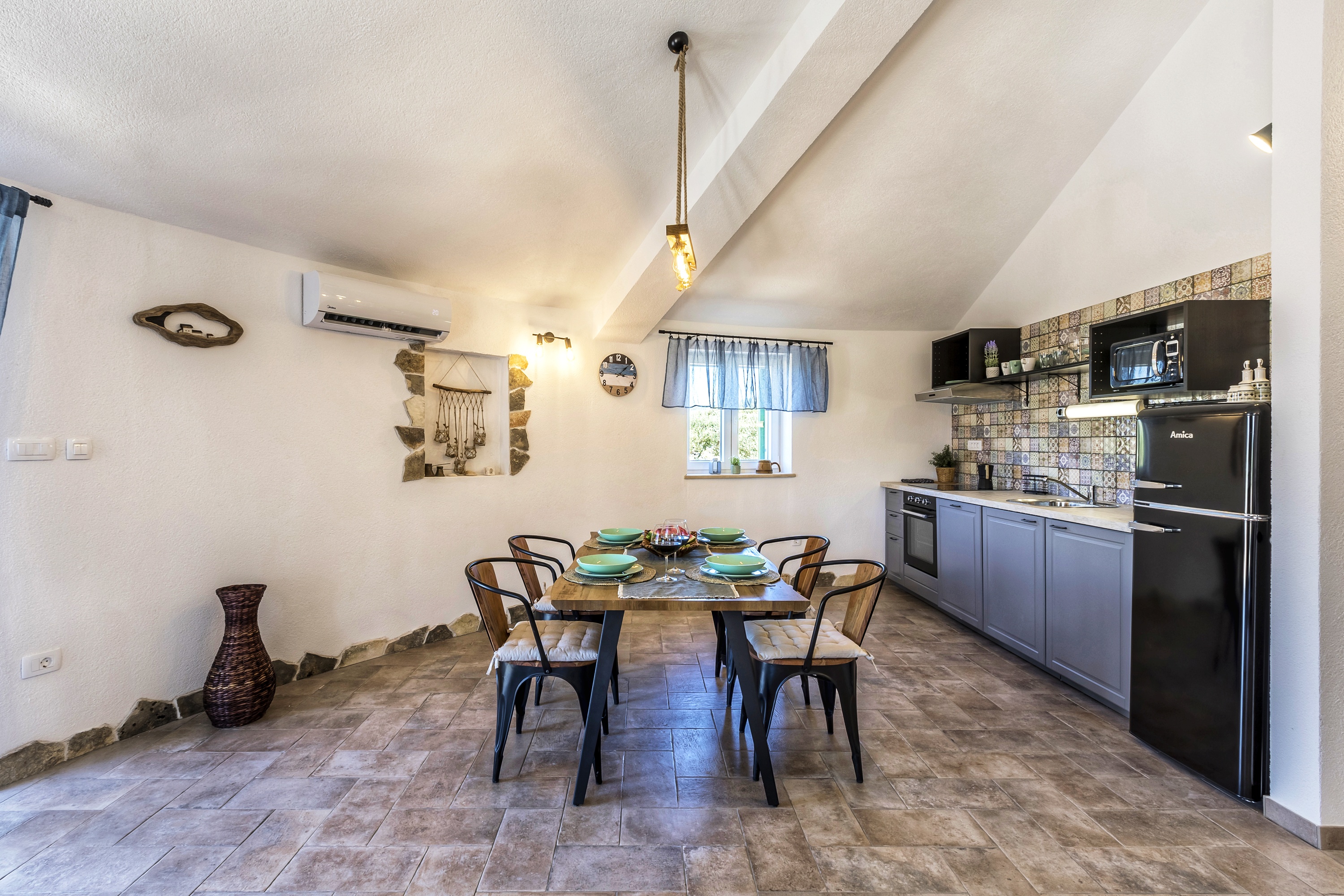 House Magical Island Beauty 82671-K1