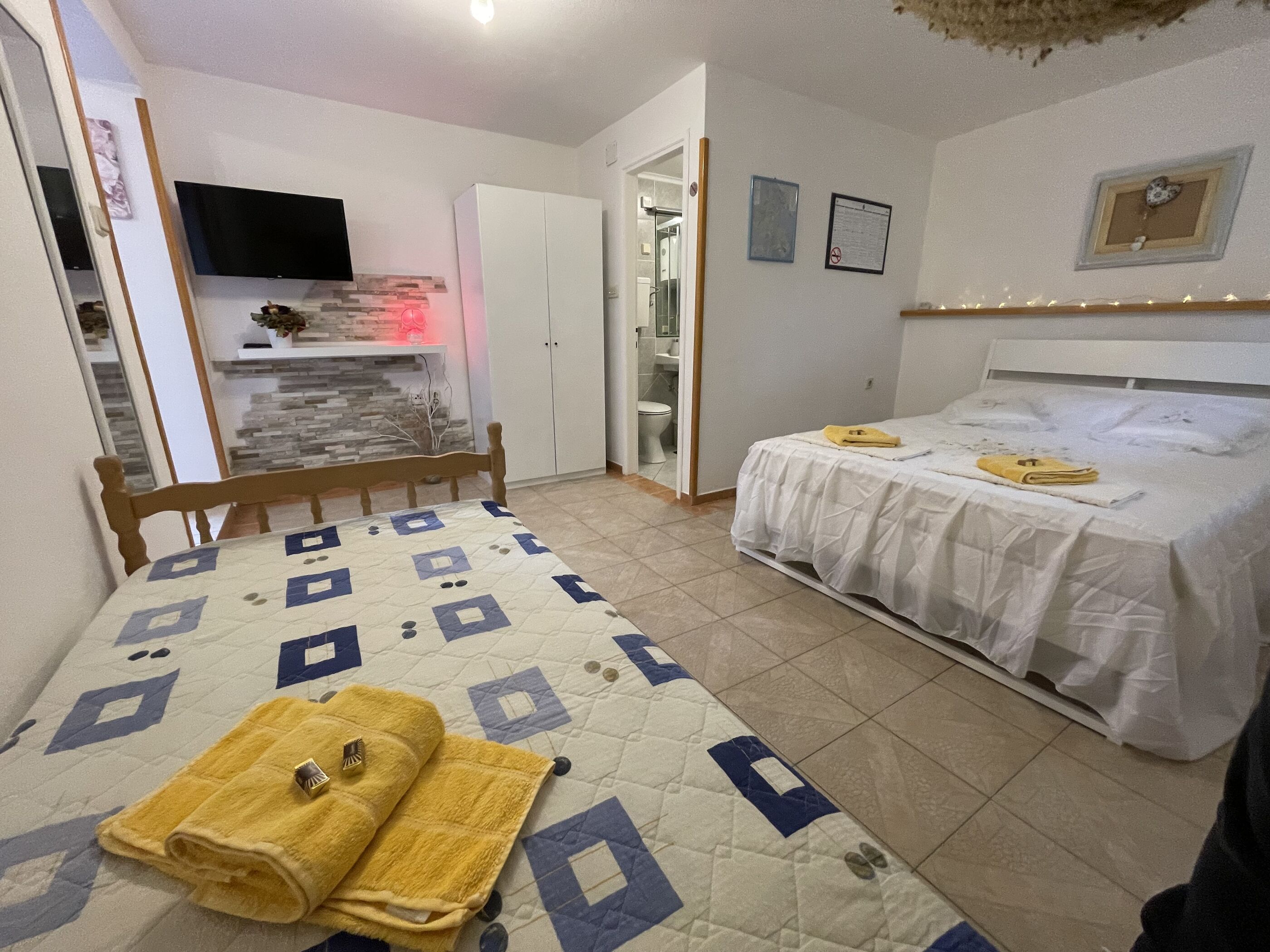 Apartments Milivoj 61231-A1