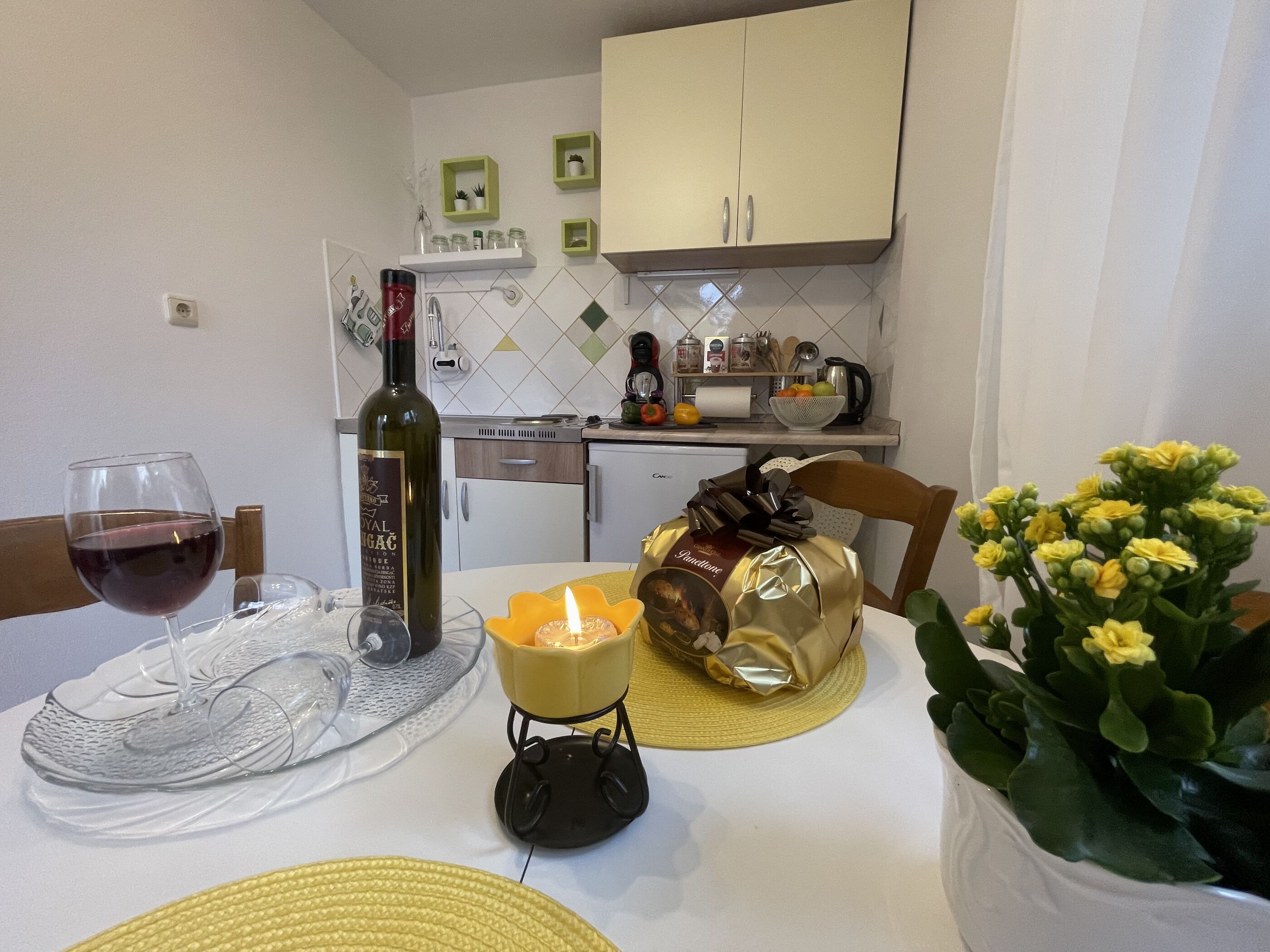 Apartments Milivoj 61231-A1