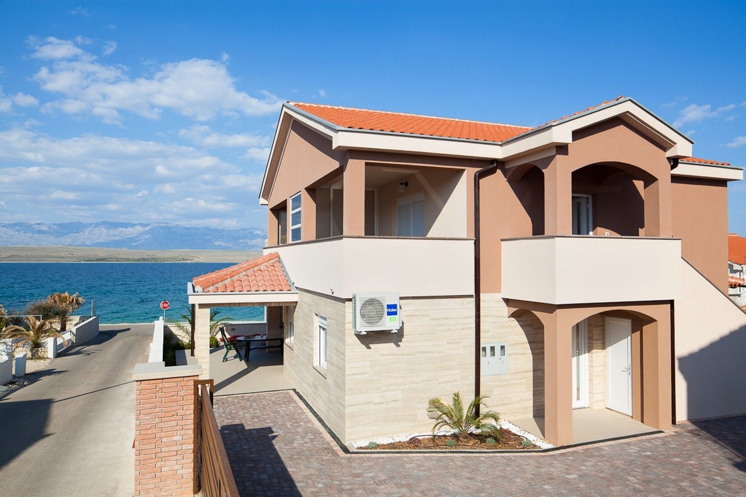 Apartments Vista Accommodation in Vir