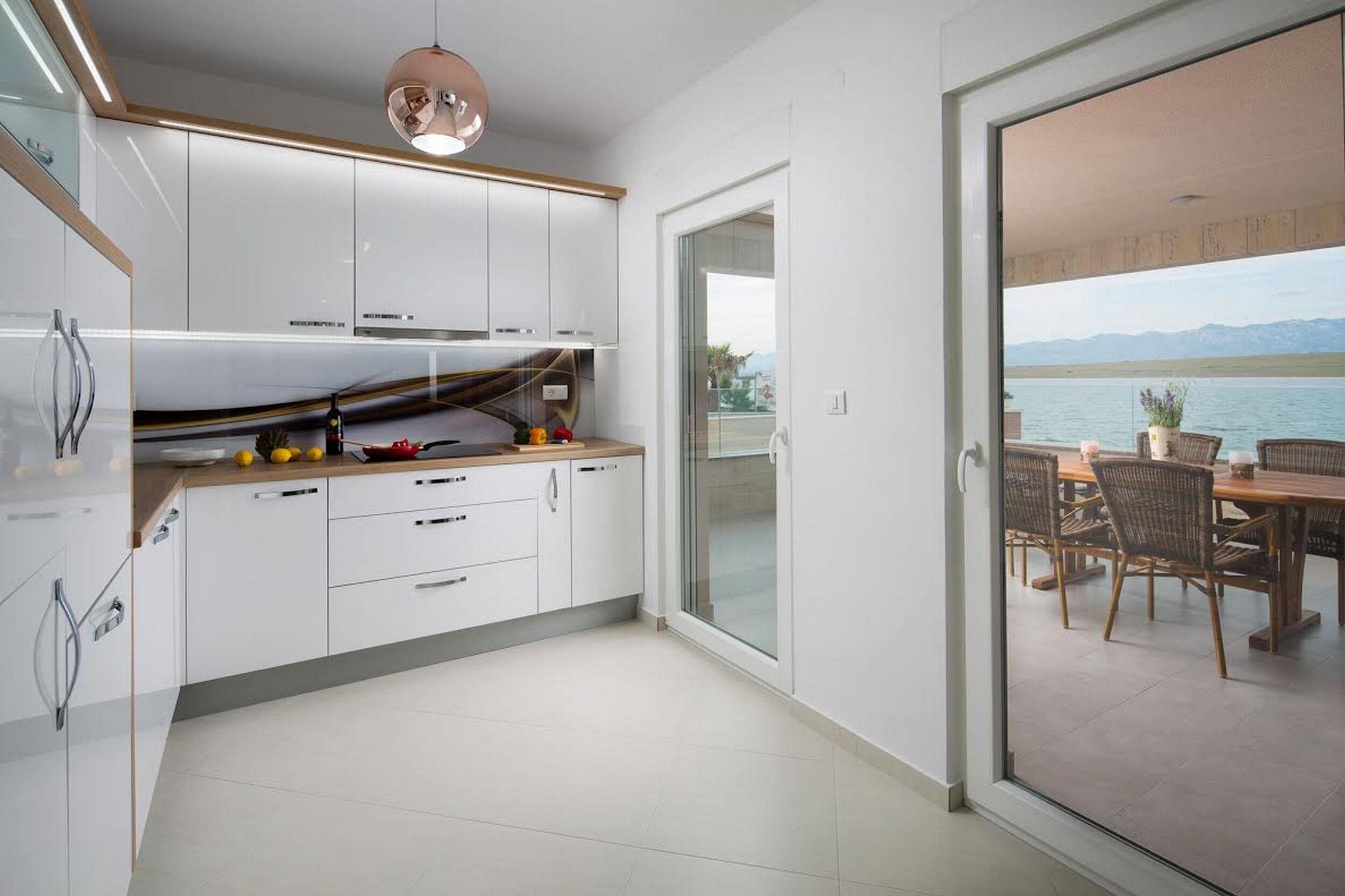 Apartments Vista Royal 18434-A1