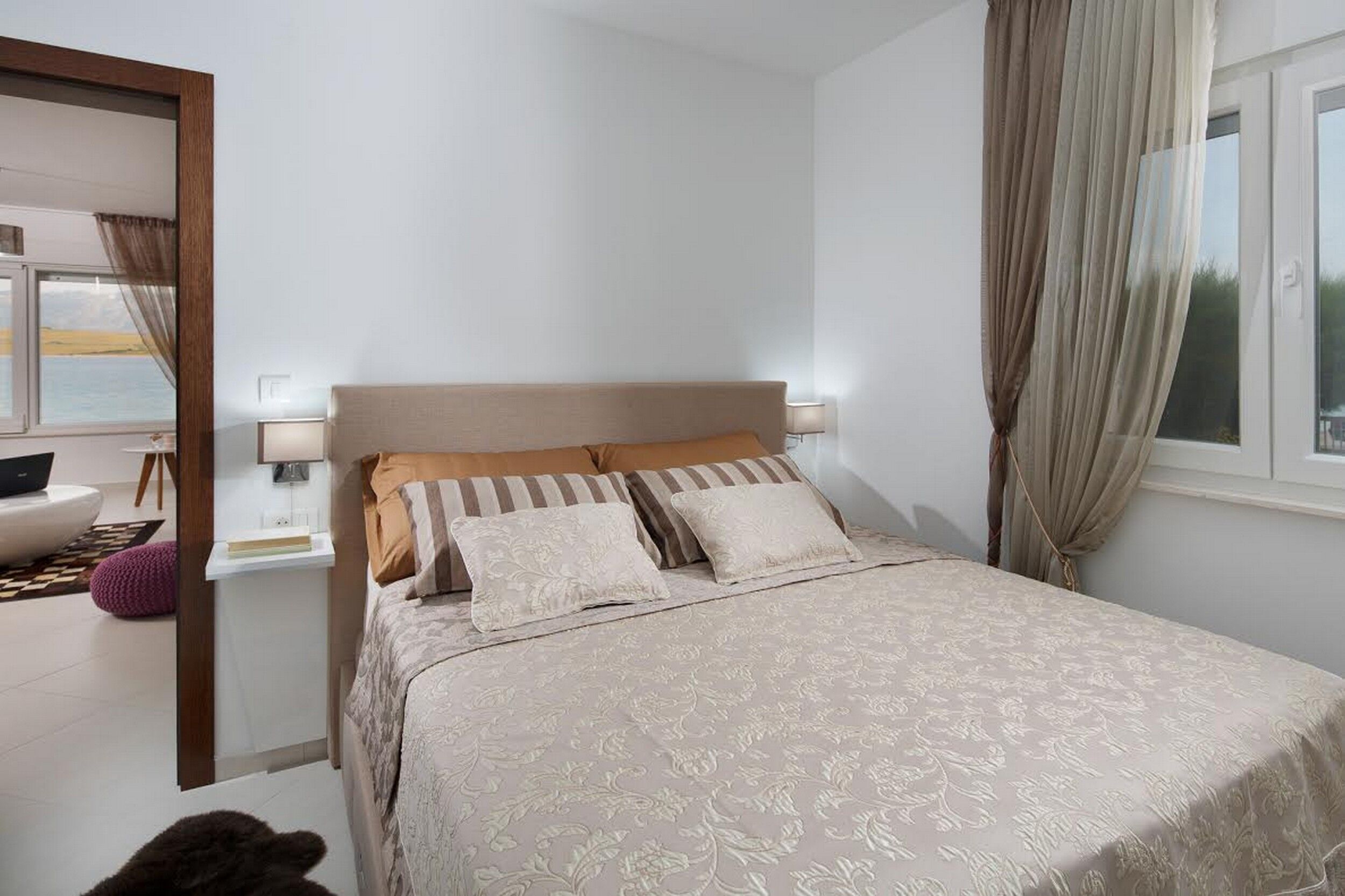 Apartments Vista Royal 18434-A1