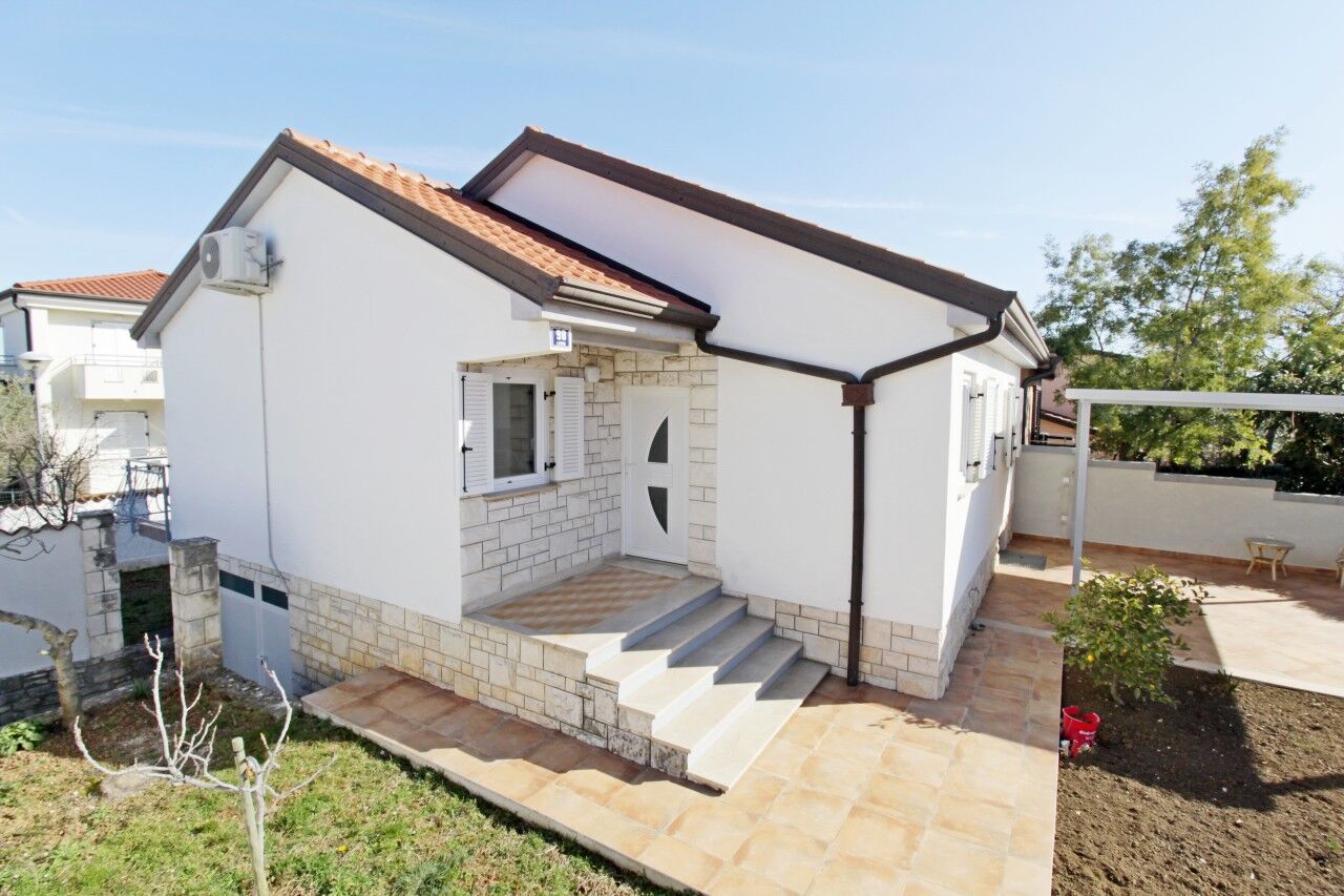 House Drena Monterosso 83317-K1