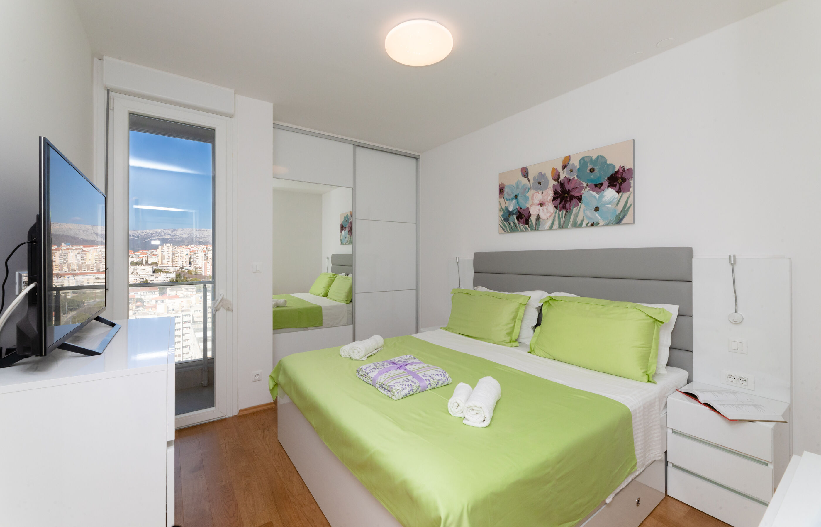 Apartment Split Sky 78946-A1
