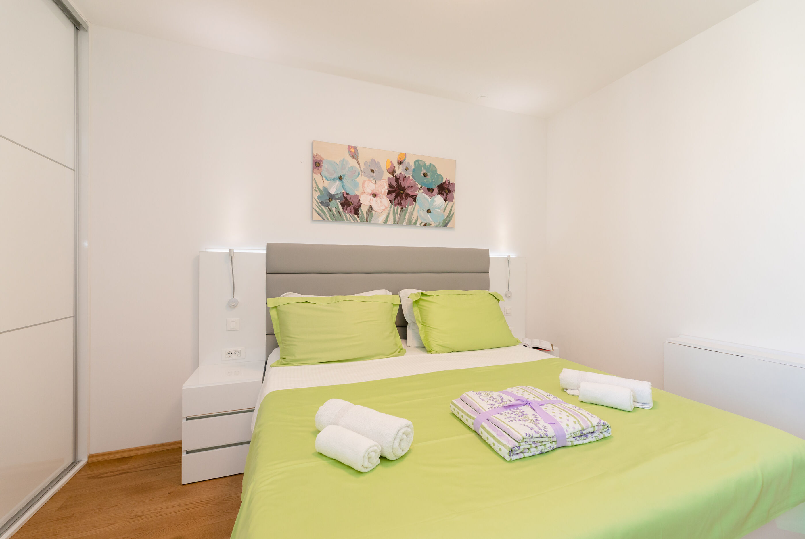 Apartment Split Sky 78946-A1