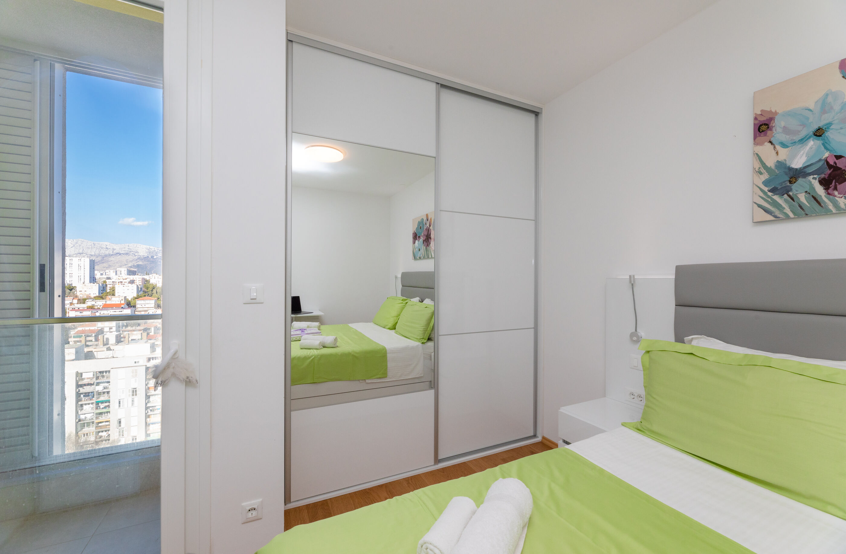 Apartment Split Sky 78946-A1