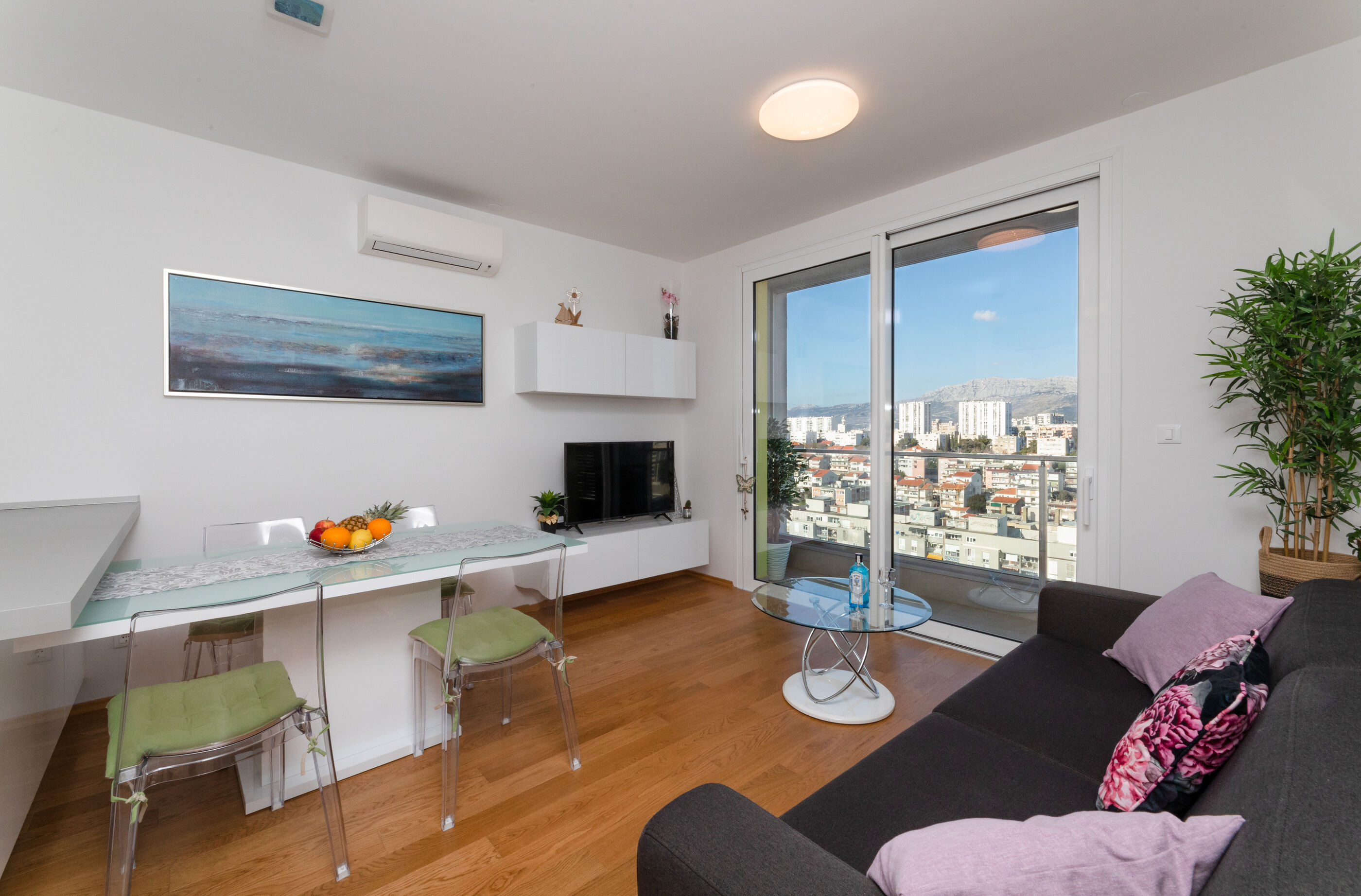 Apartment Split Sky 78946-A1