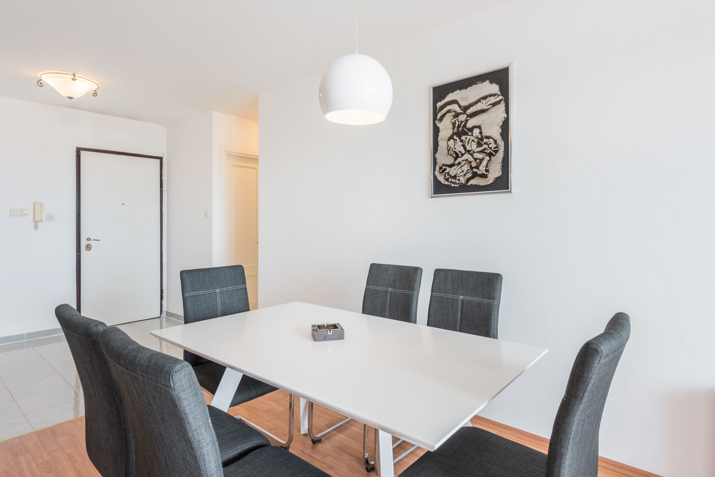 Apartments Mrs Brightside 84311-A1