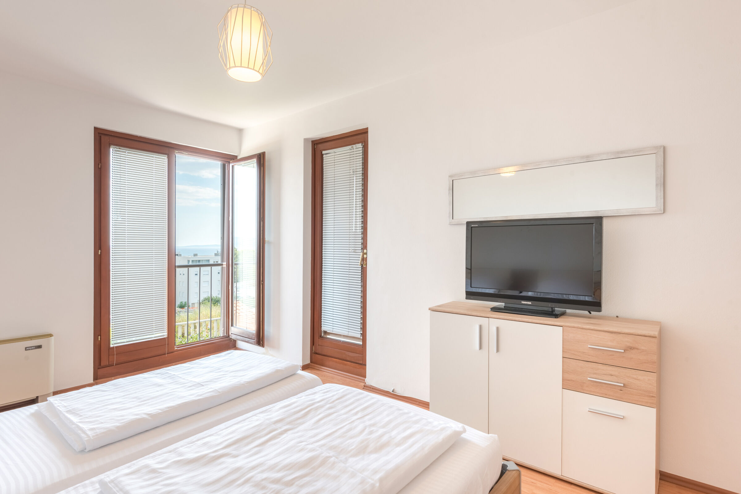 Apartments Mrs Brightside 84311-A1