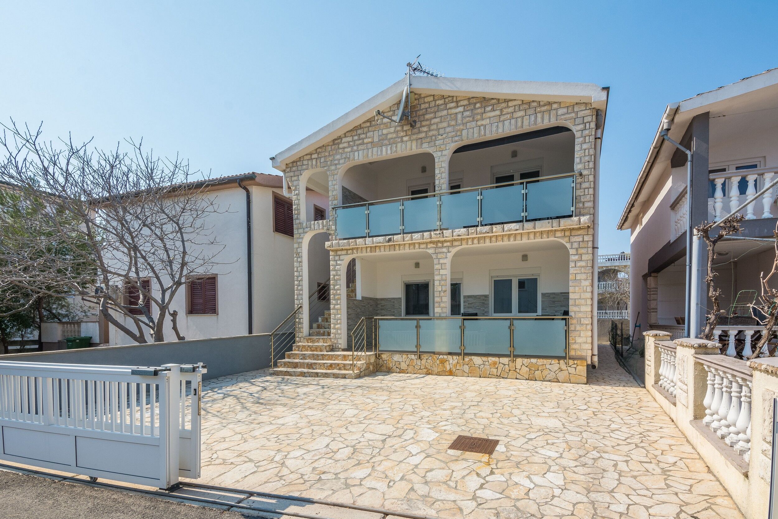 Apartment Wenig 20744-A1