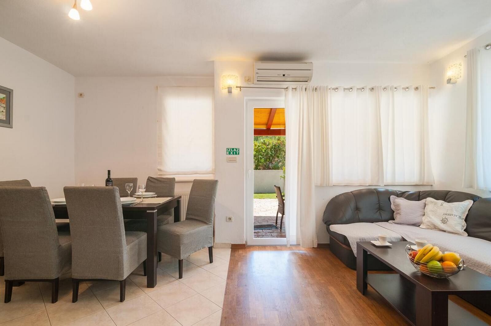 Apartment Irena 70792-A1