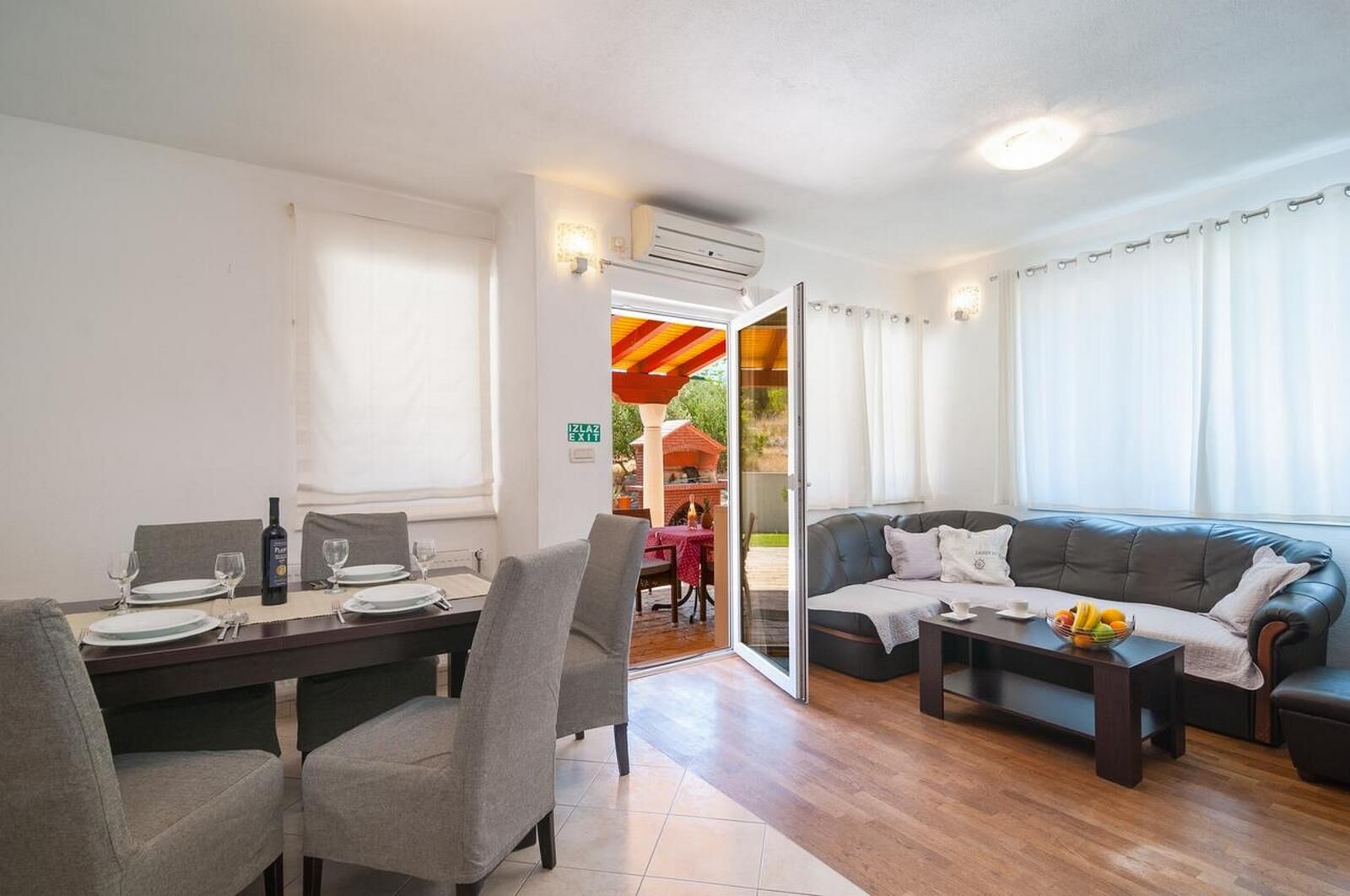 Apartment Irena 70792-A1