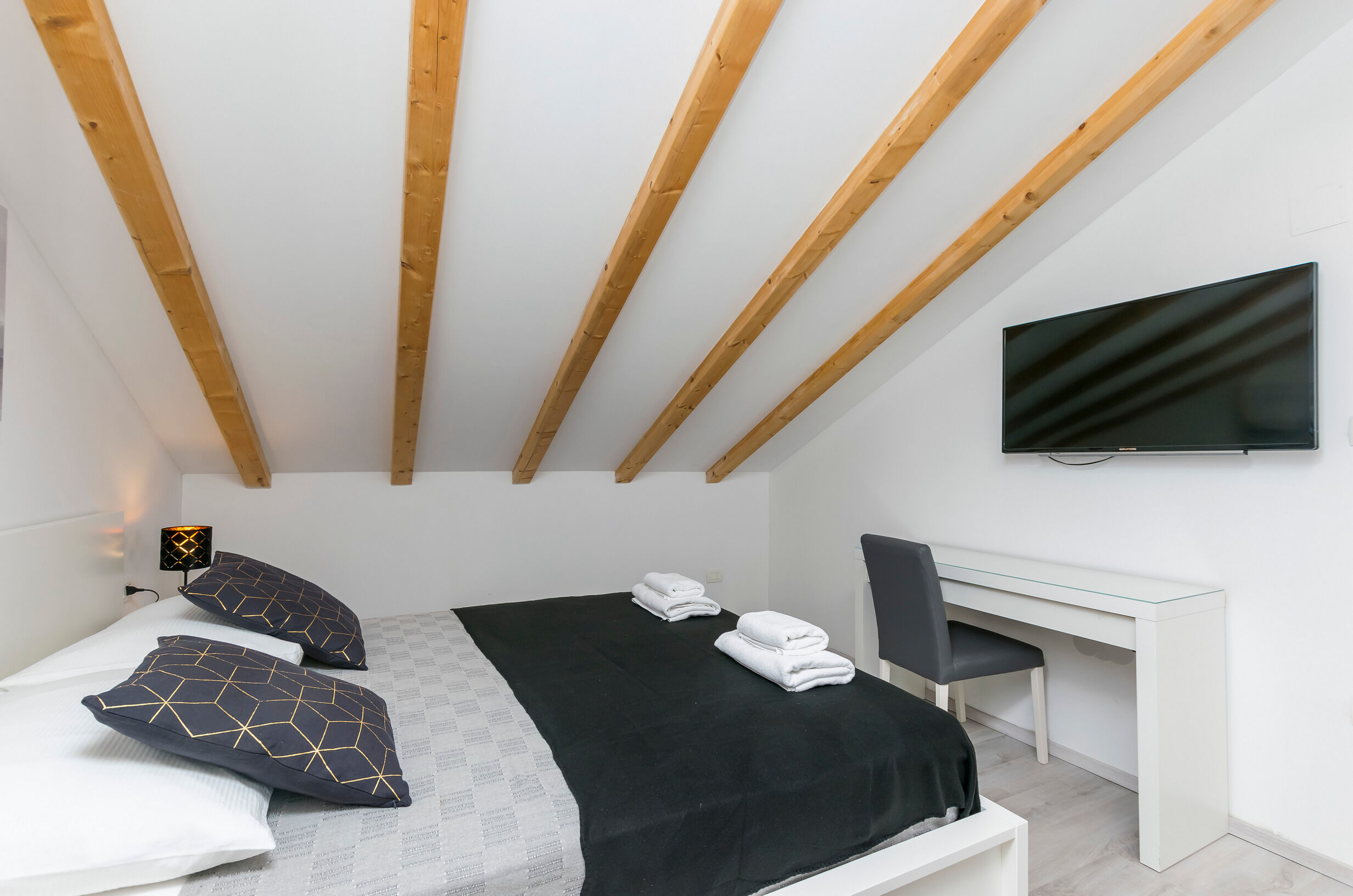 Apartments and Rooms Adriatic Suites 80461-A4