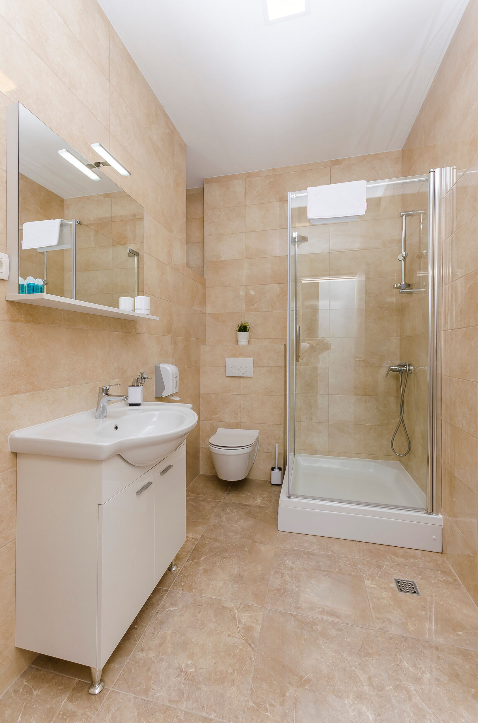 Apartments and Rooms Adriatic Suites 80461-A2