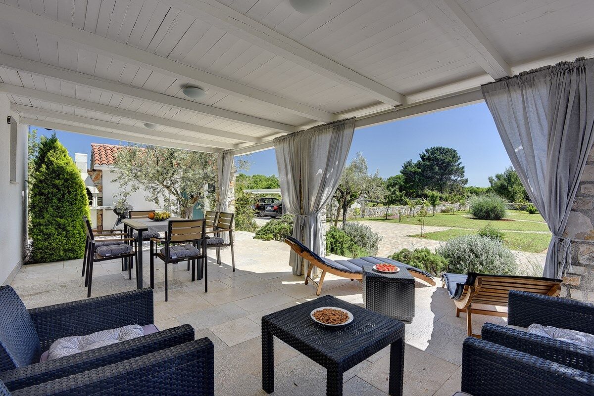 Villa Emily 73554-K1