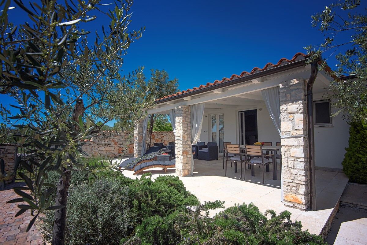 Villa Emily 73554-K1