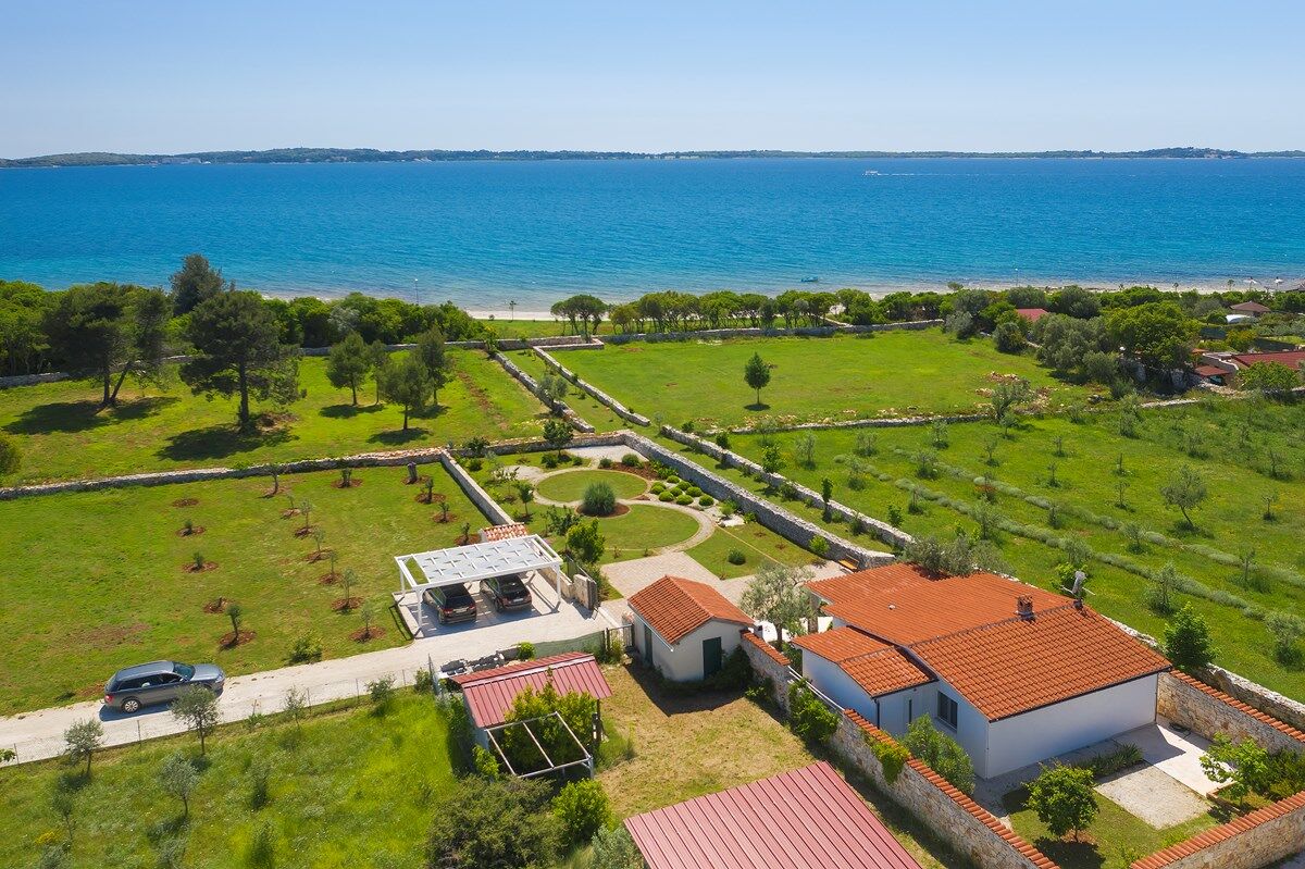 Villa Emily 73554-K1