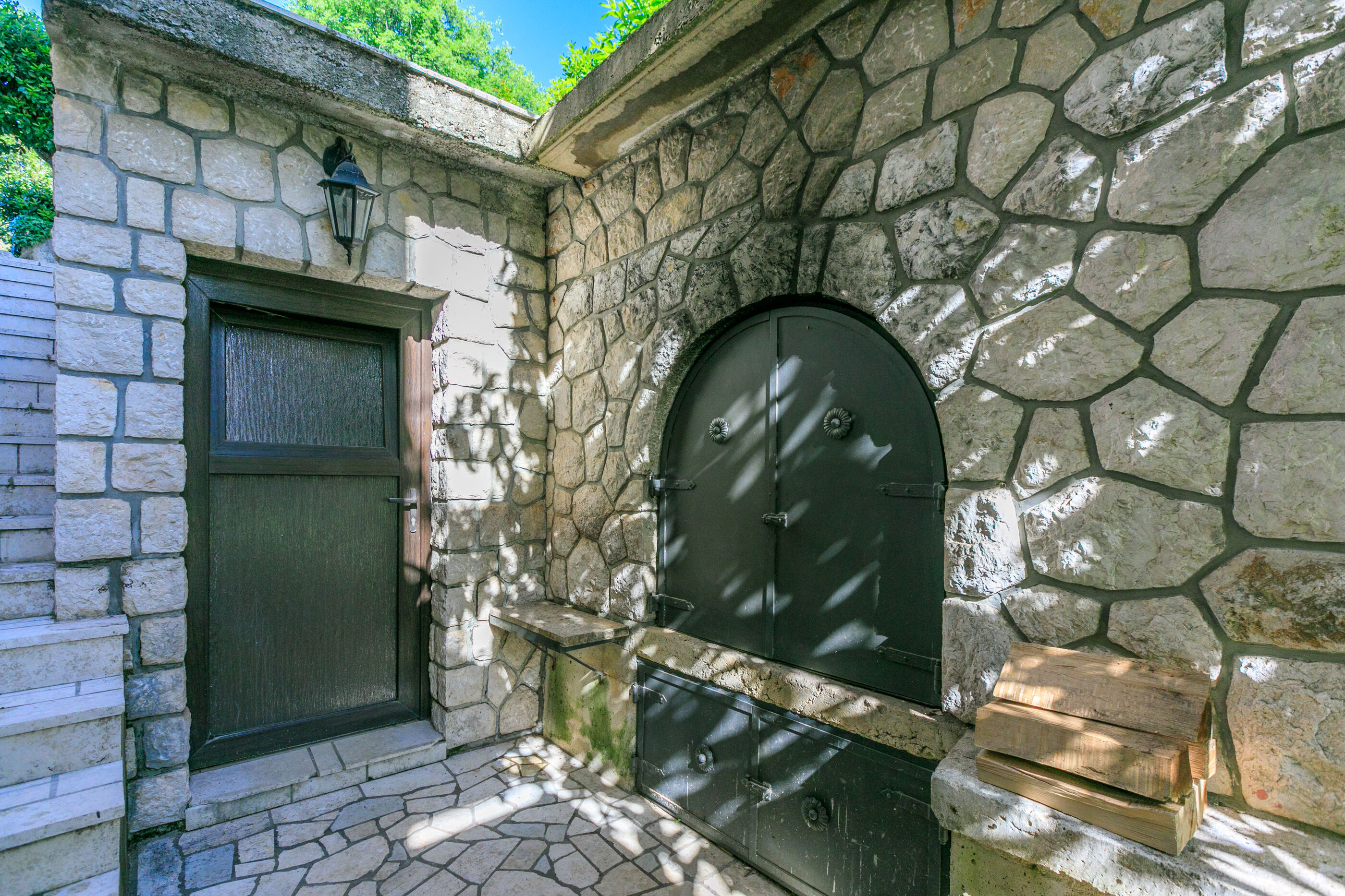 Apartments and Room Ružica 60661-S1