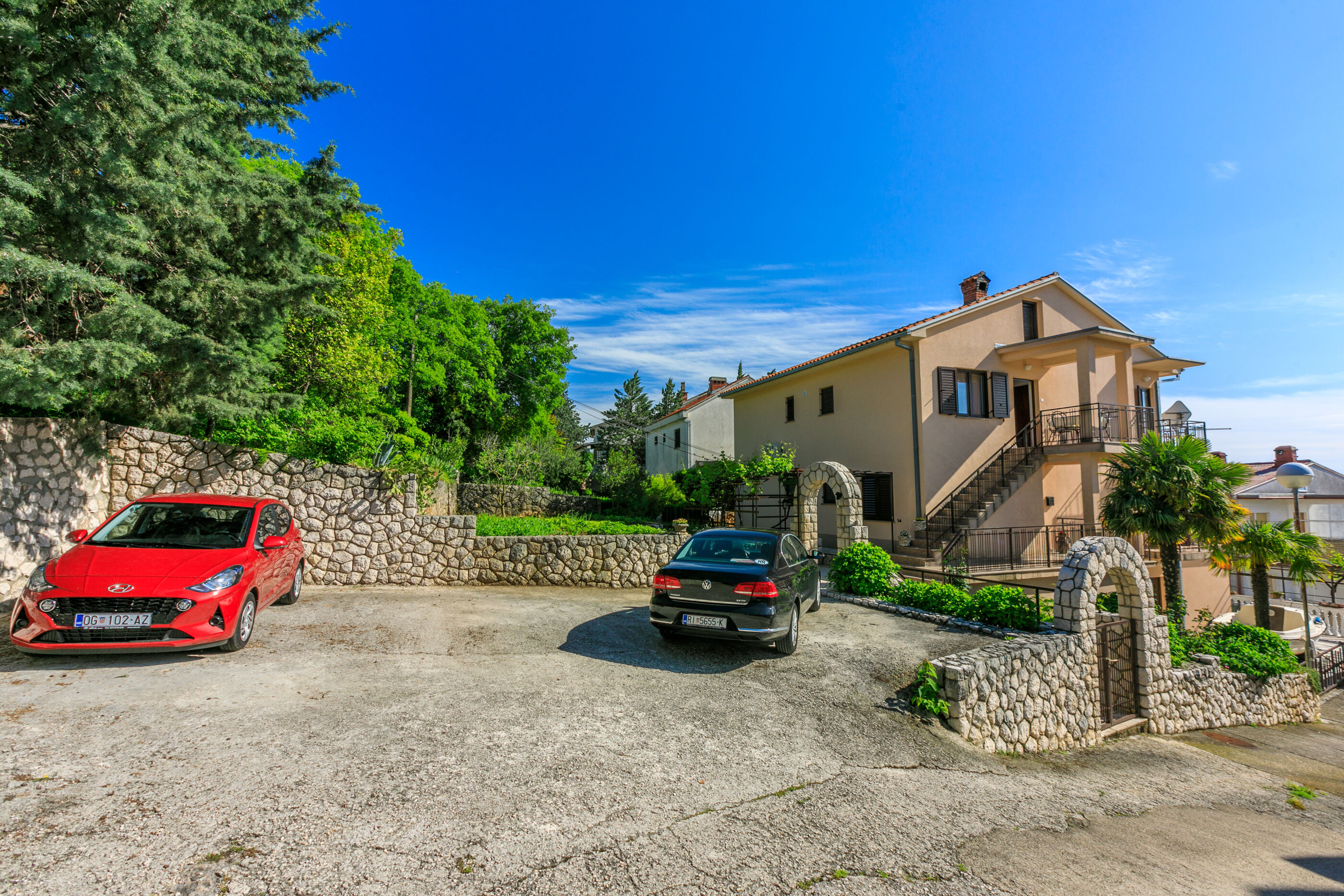 Apartments and Room Ružica 60661-S1