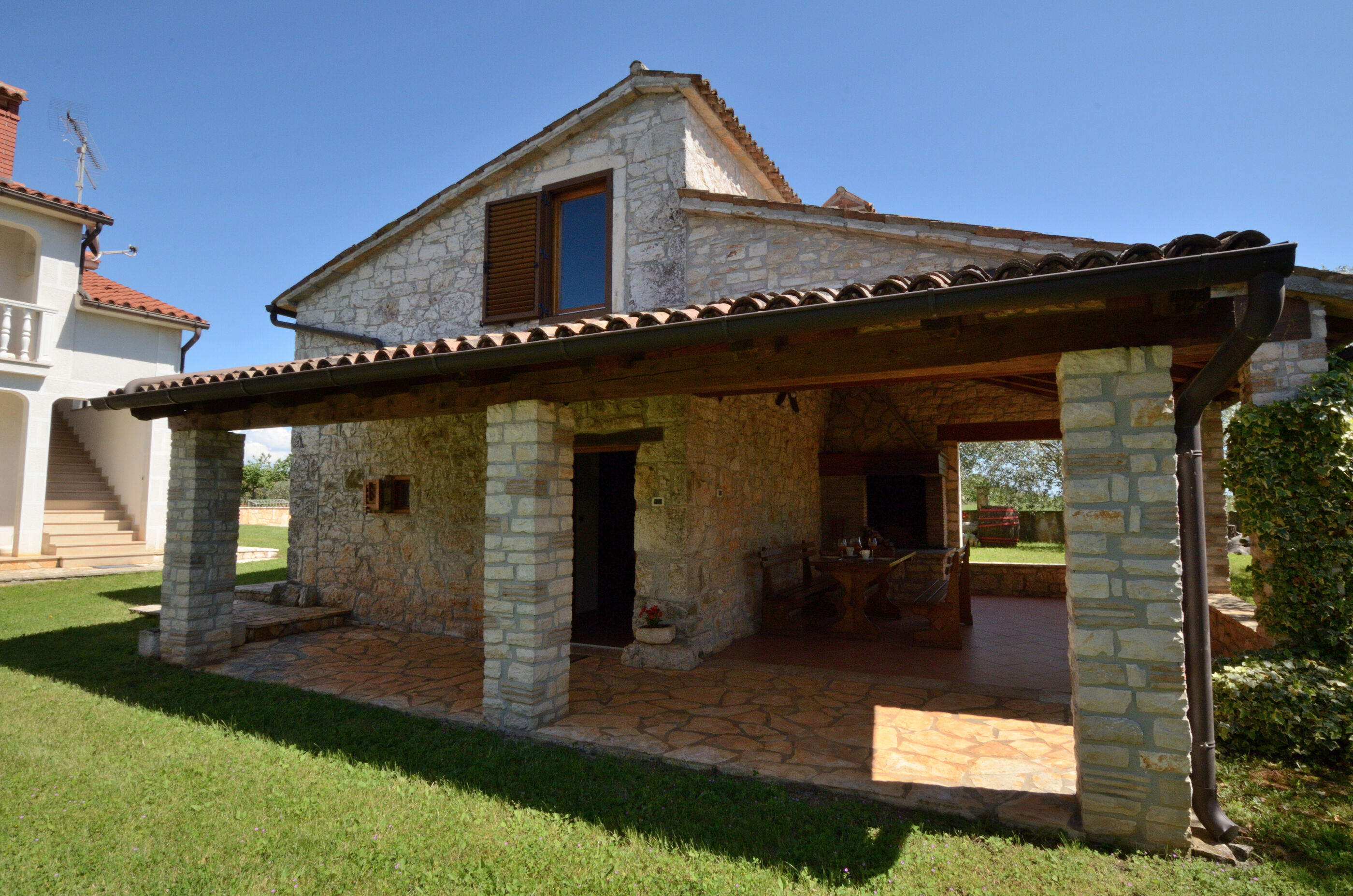 House Mariano 70272-K1