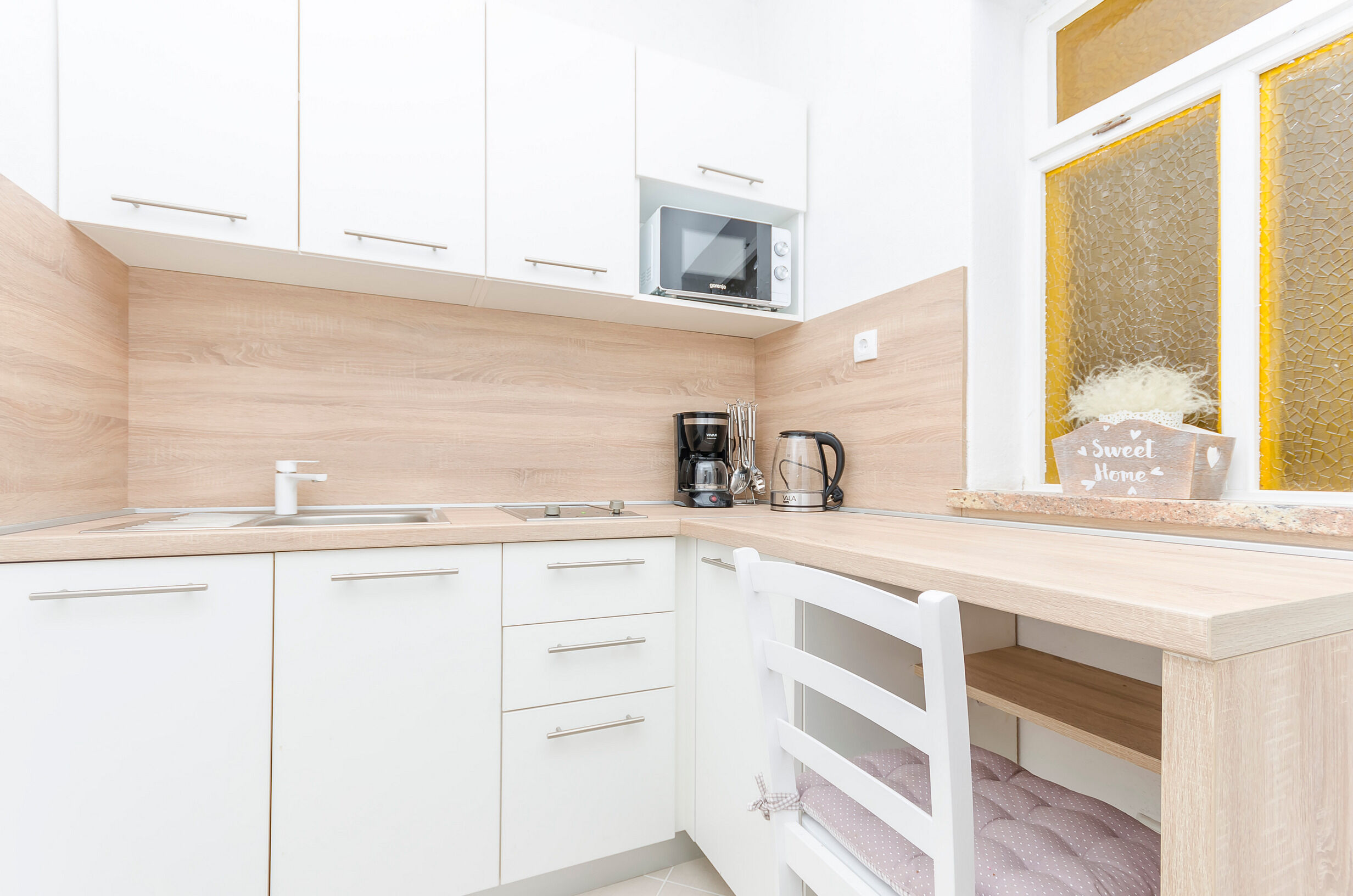 Apartments Zora 13751-A1