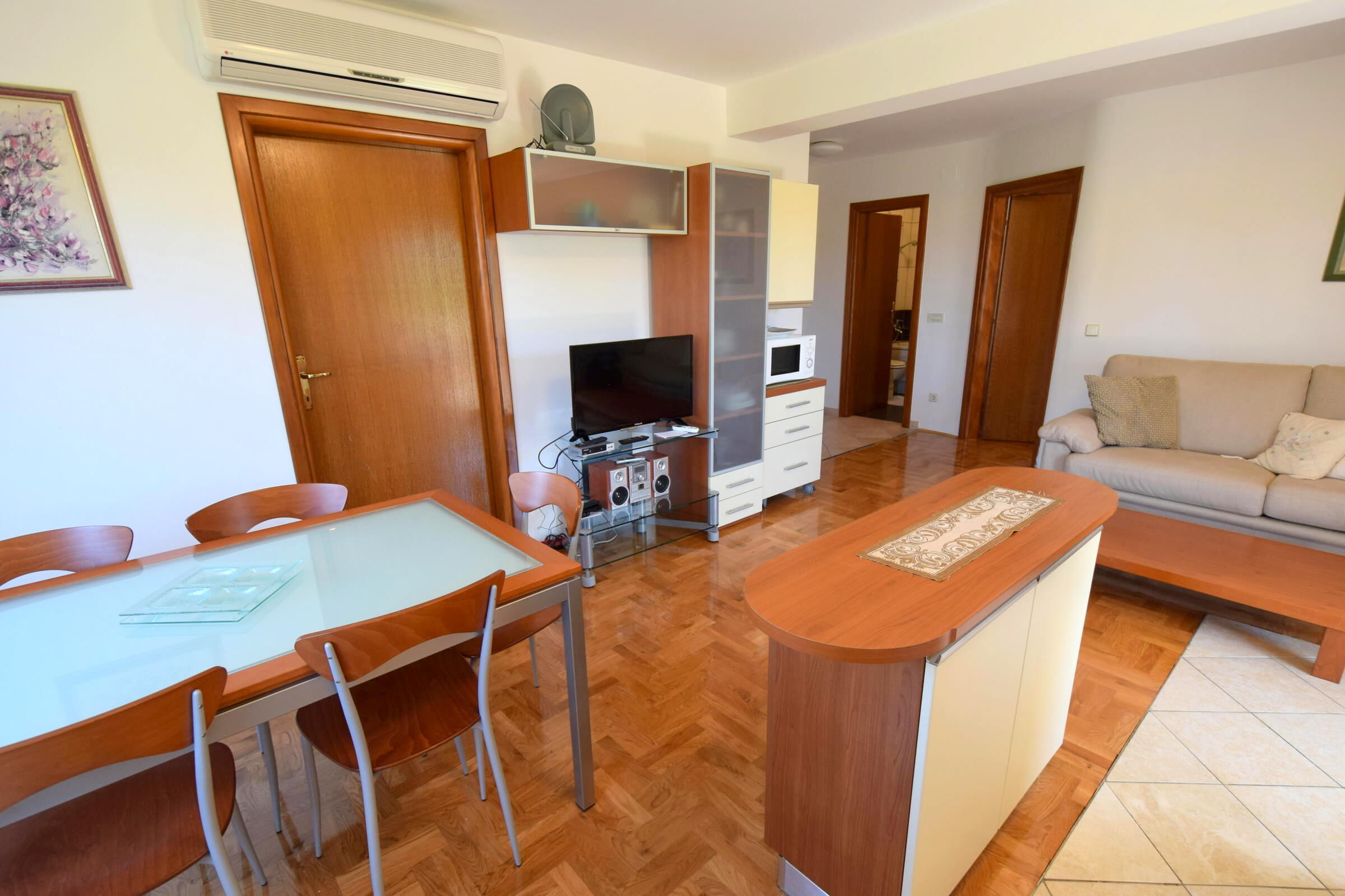 Apartment Mirela 62049-A1
